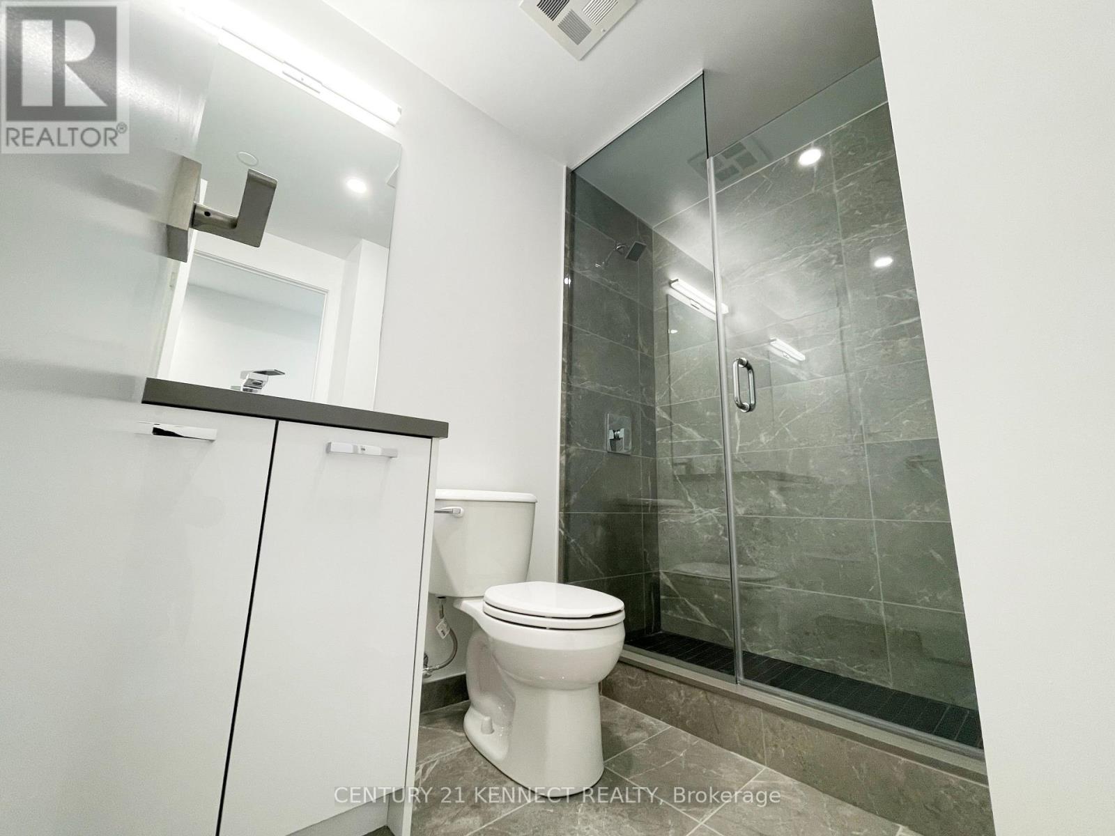 1305 - 195 Mccaul Street, Toronto, Ontario  M5T 0E5 - Photo 8 - C12471405