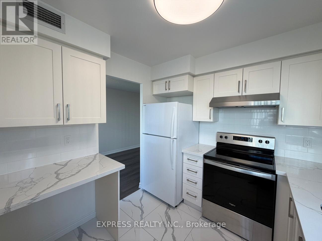 503 - 29 PEMBERTON AVENUE, Toronto, Ontario