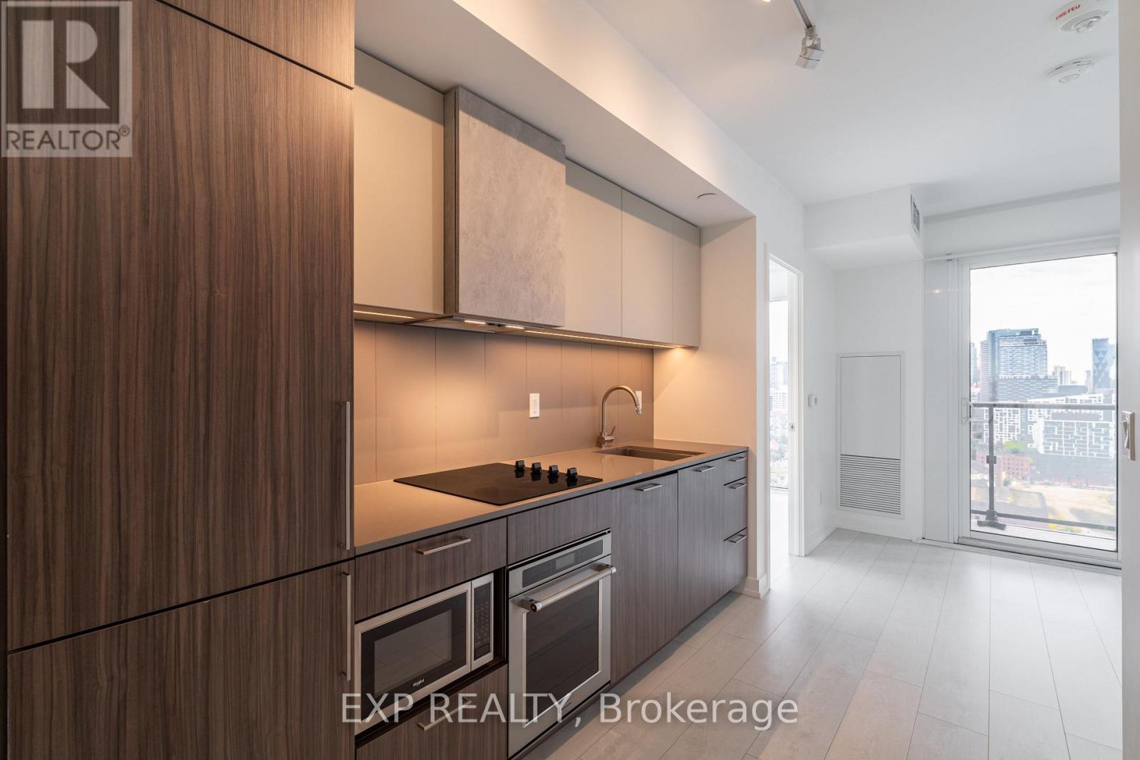 2719 - 19 Western Battery Road, Toronto, Ontario  M6K 0E3 - Photo 5 - C12471421