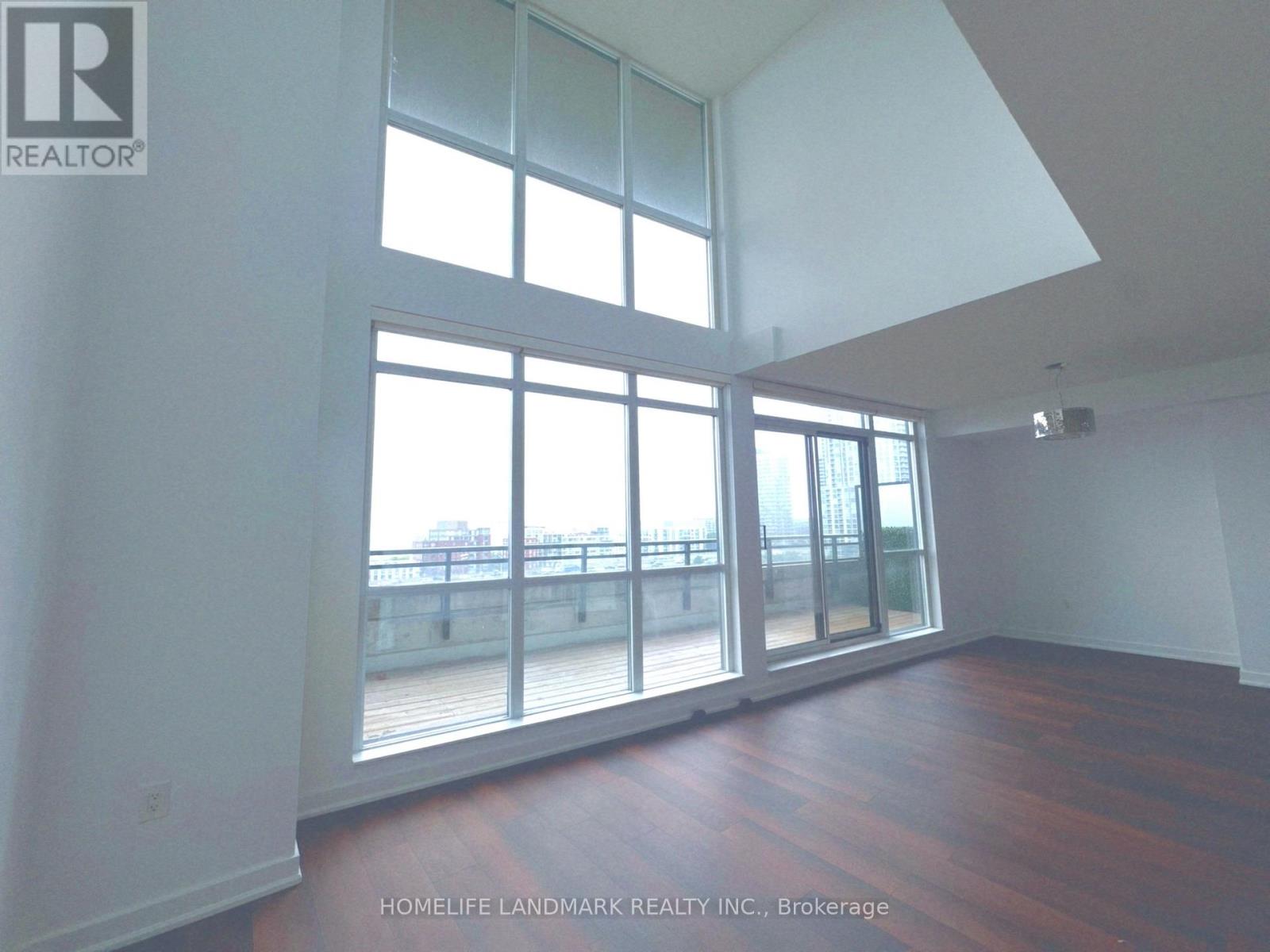 833 - 8 Telegram Mews, Toronto, Ontario  M5V 3Z5 - Photo 9 - C12471432
