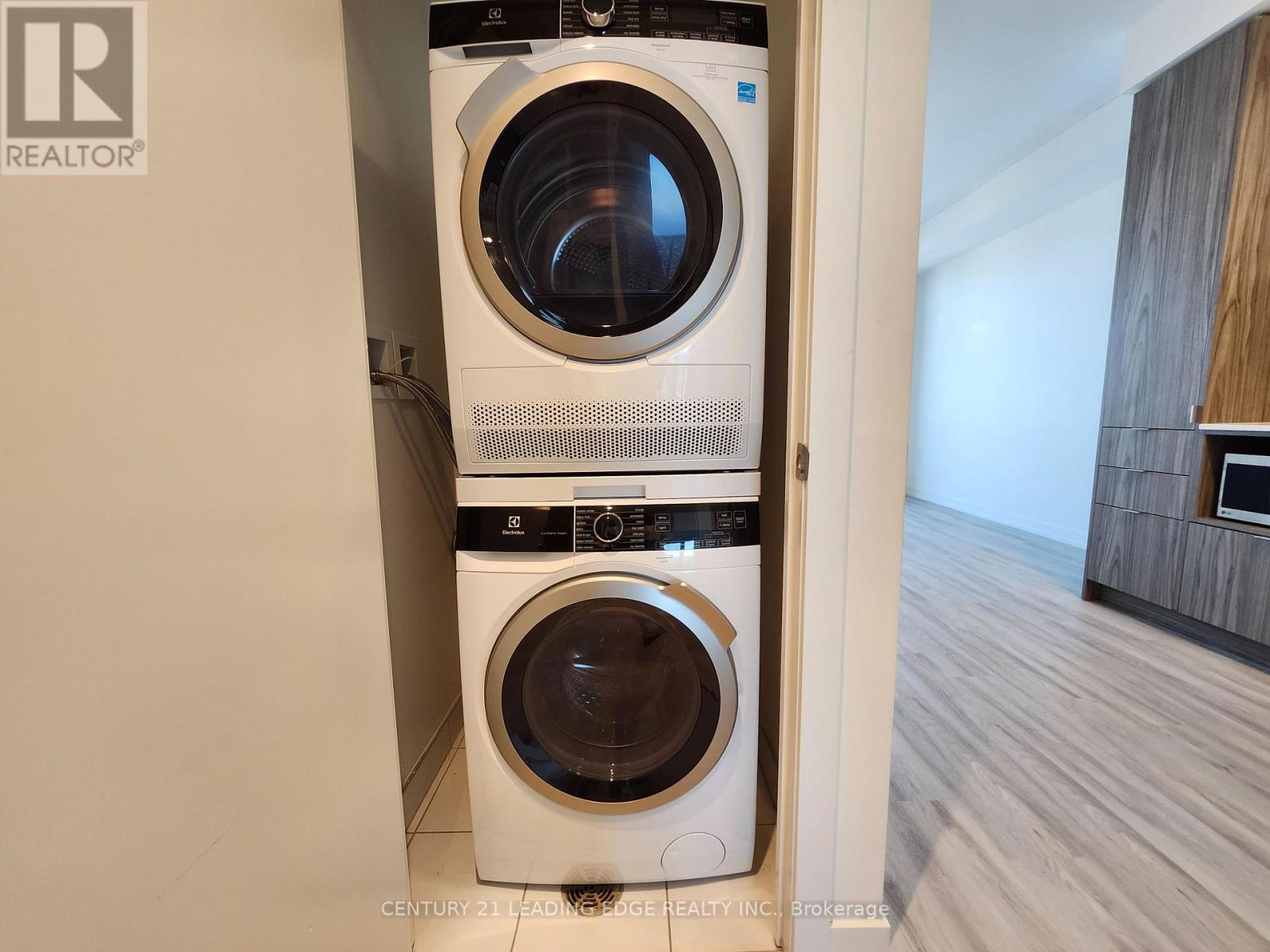 7106 - 55 Cooper Street, Toronto, Ontario  M5E 0G1 - Photo 10 - C12471436