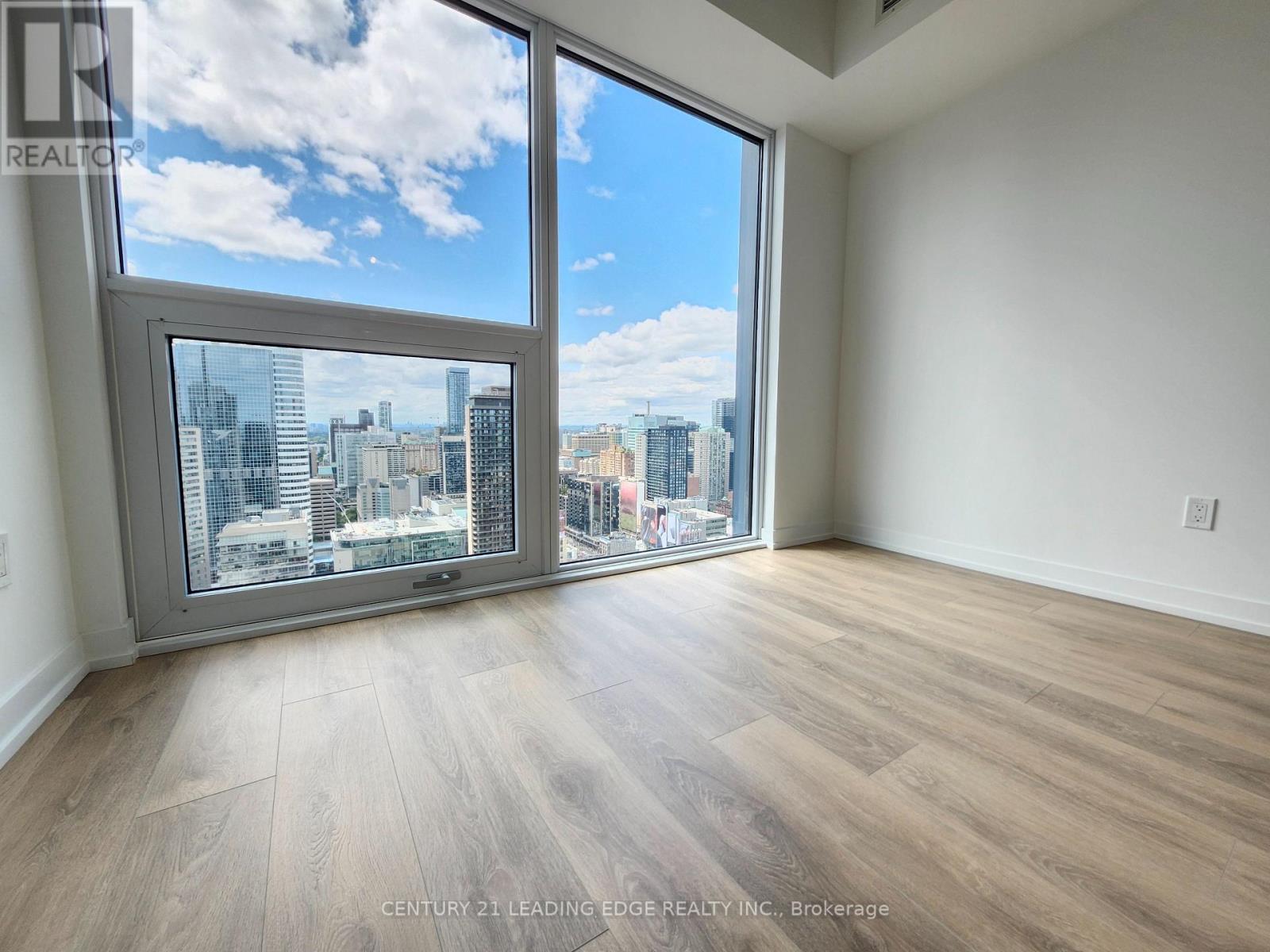 82 Dalhousie Street, Toronto, Ontario  M5B 0C5 - Photo 9 - C12471437