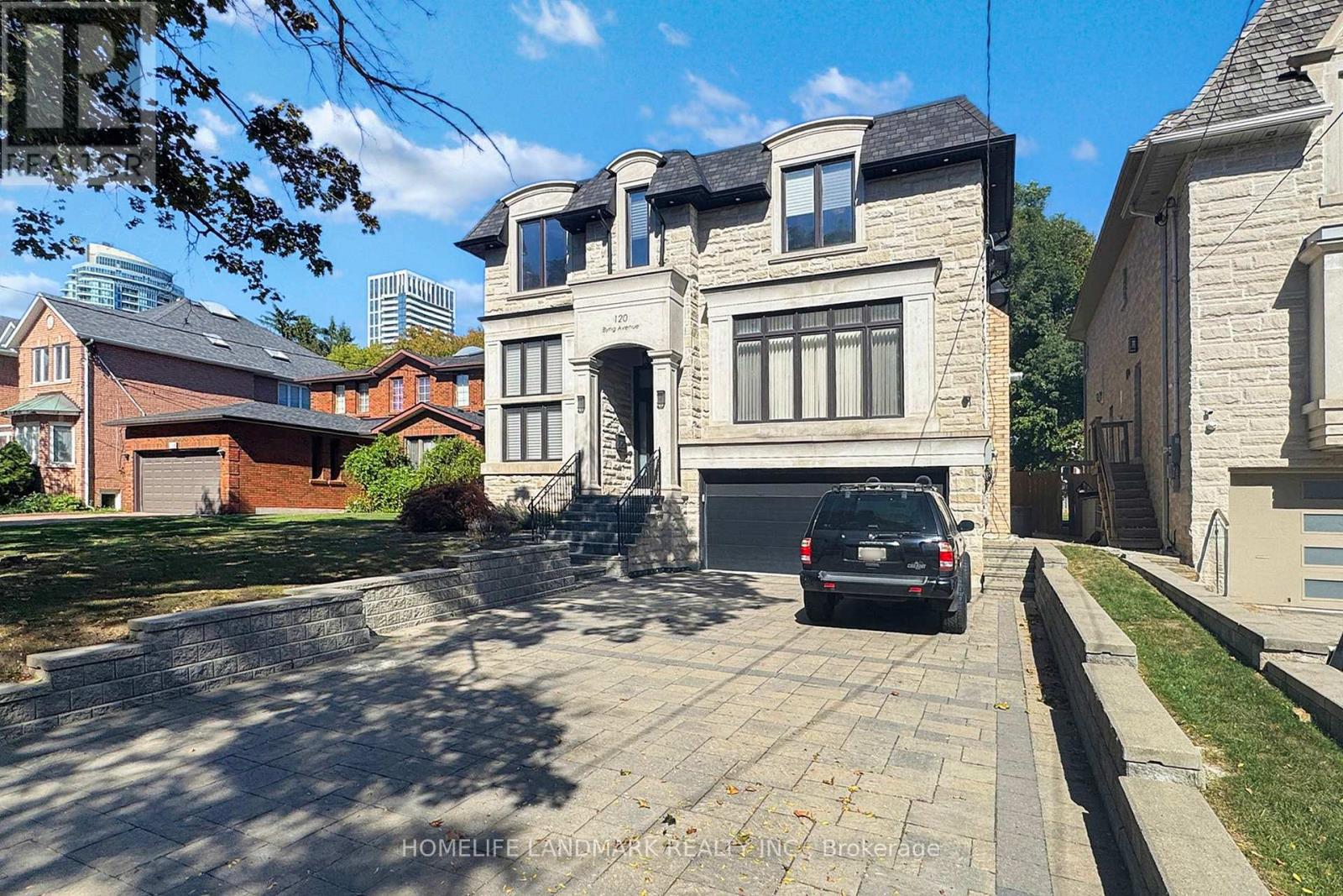 120 BYNG AVENUE, Toronto, Ontario