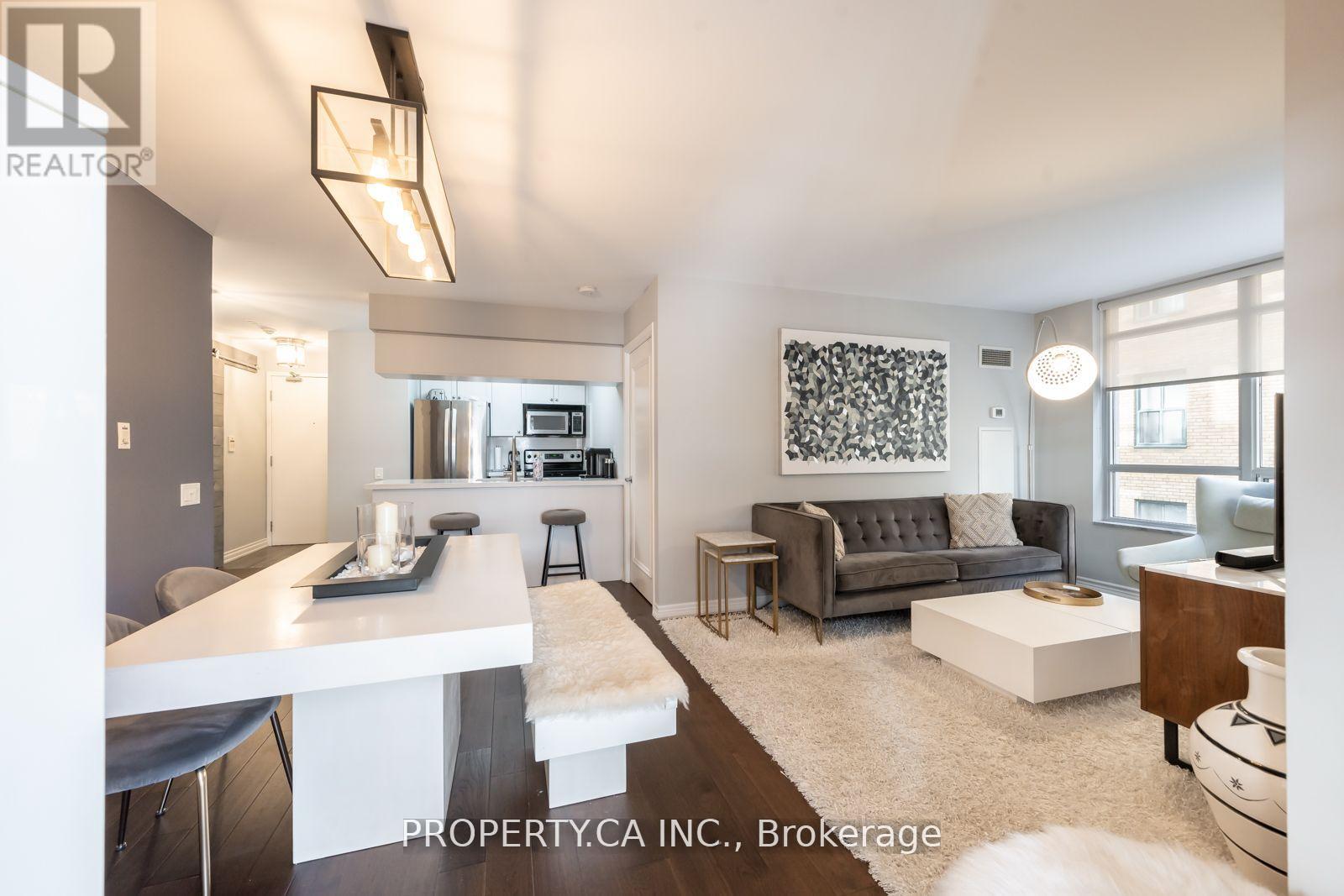 202 - 60 St Clair Avenue W, Toronto, Ontario  M4V 1M1 - Photo 3 - C12471500