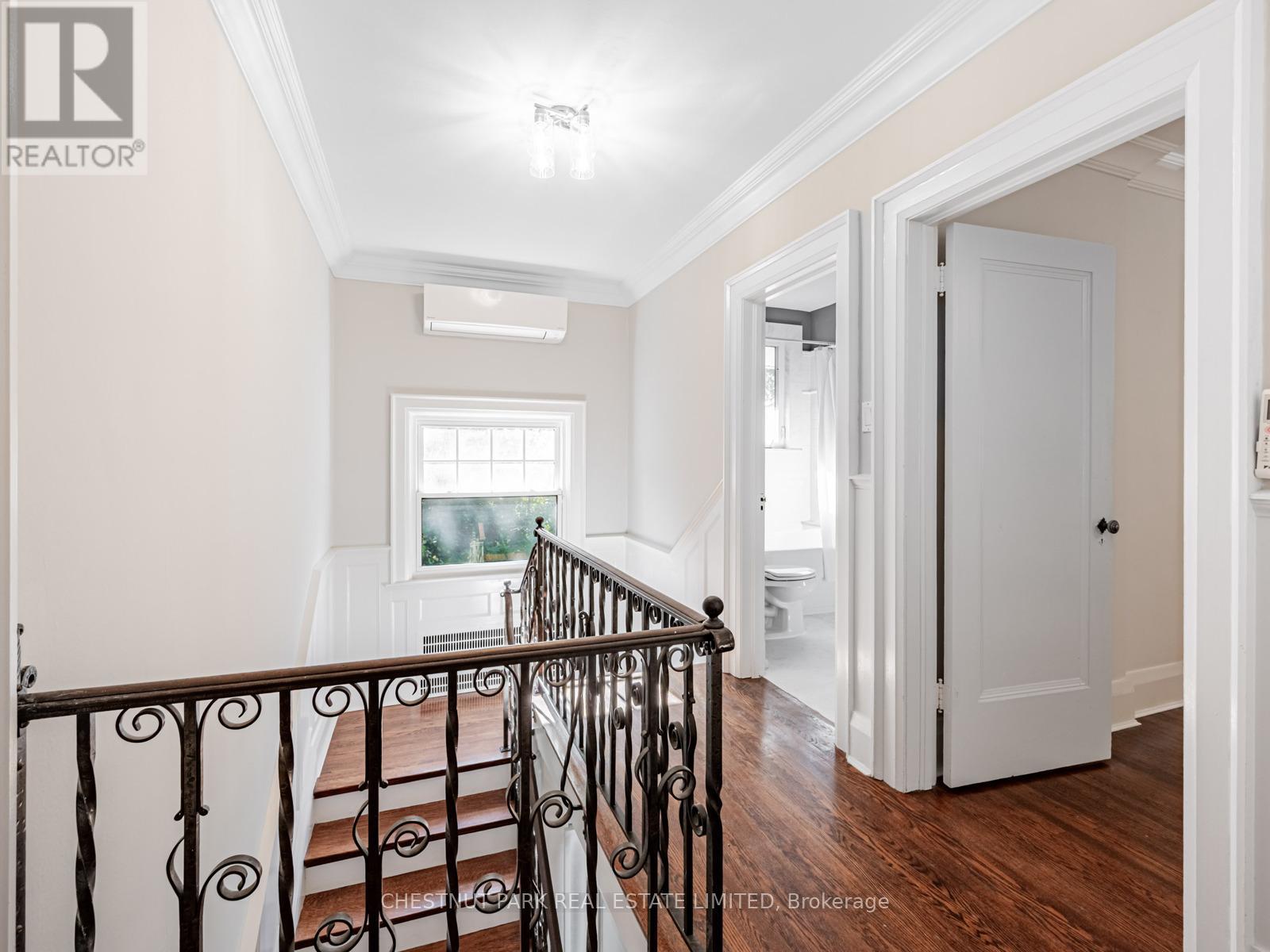 21 Cortleigh Boulevard, Toronto, Ontario  M4R 1K5 - Photo 25 - C12471505