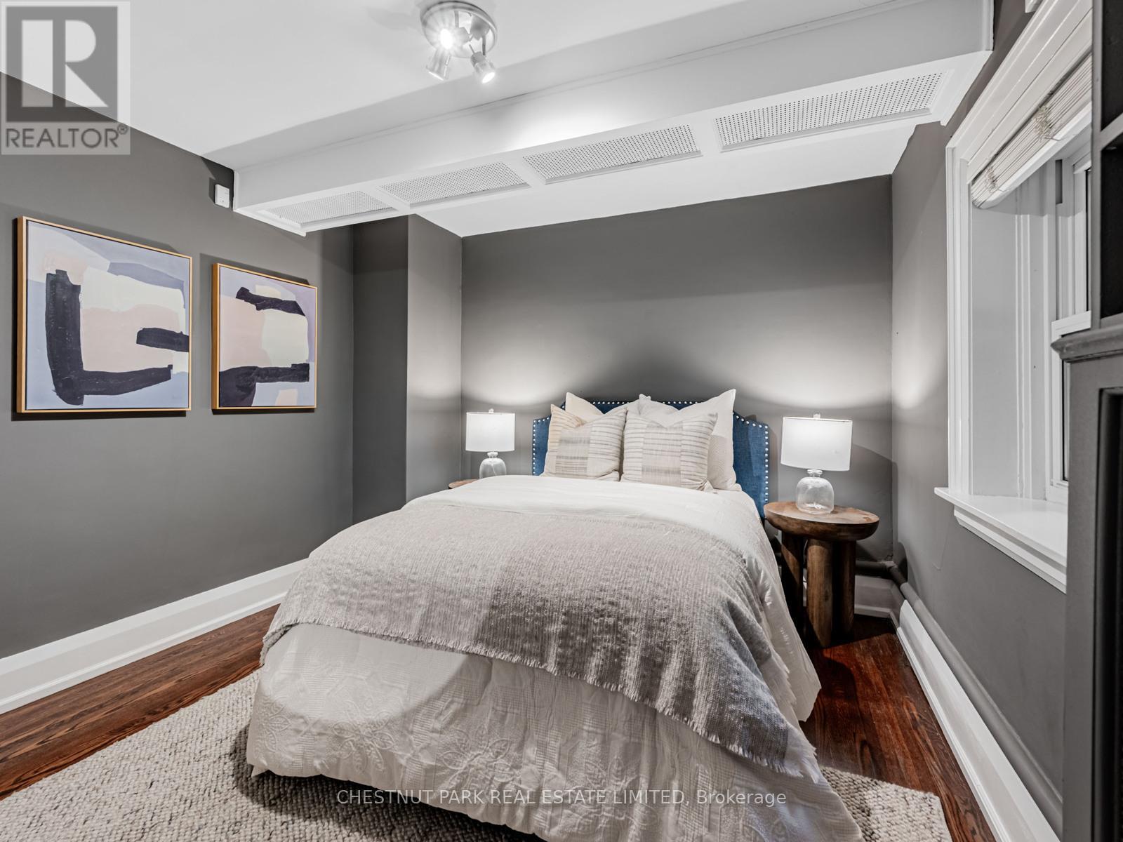 21 Cortleigh Boulevard, Toronto, Ontario  M4R 1K5 - Photo 43 - C12471505