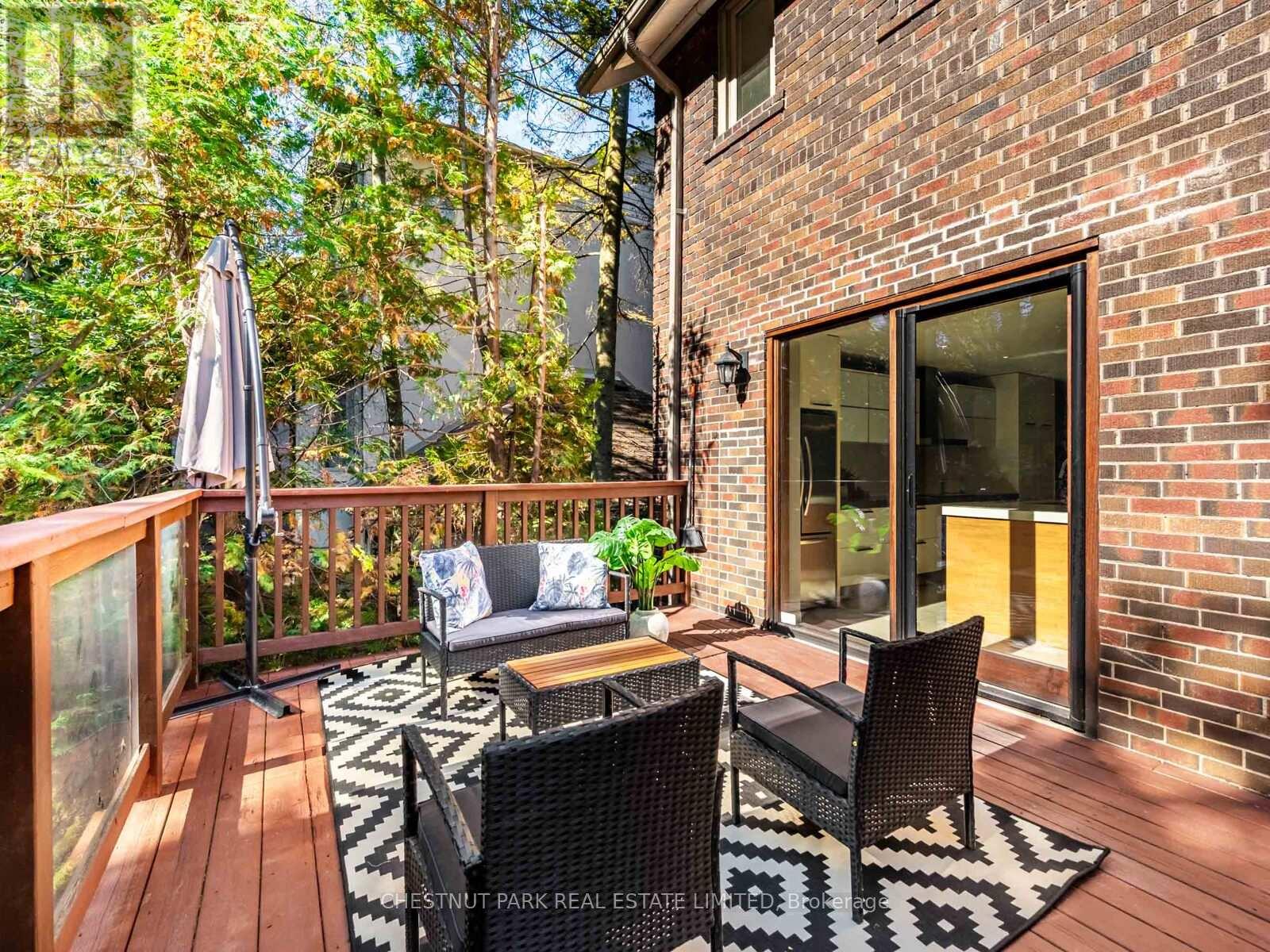 21 Cortleigh Boulevard, Toronto, Ontario  M4R 1K5 - Photo 44 - C12471505
