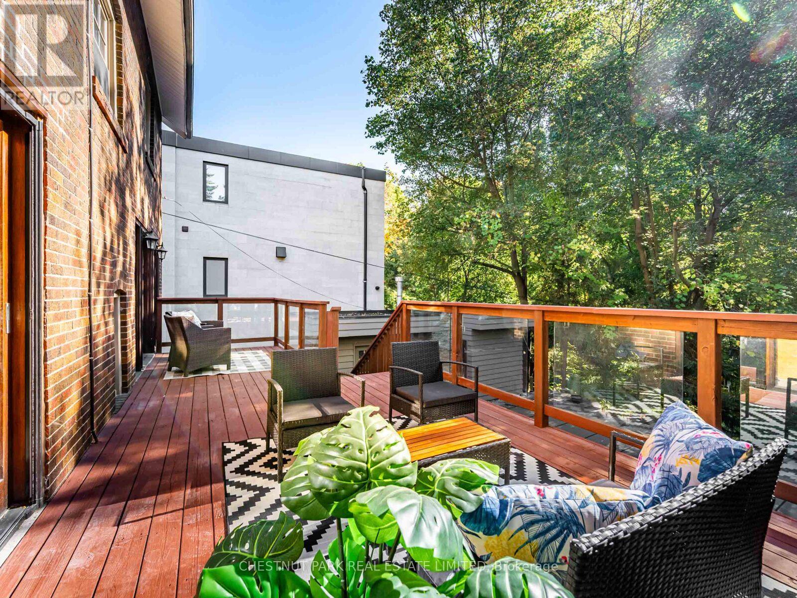 21 Cortleigh Boulevard, Toronto, Ontario  M4R 1K5 - Photo 45 - C12471505