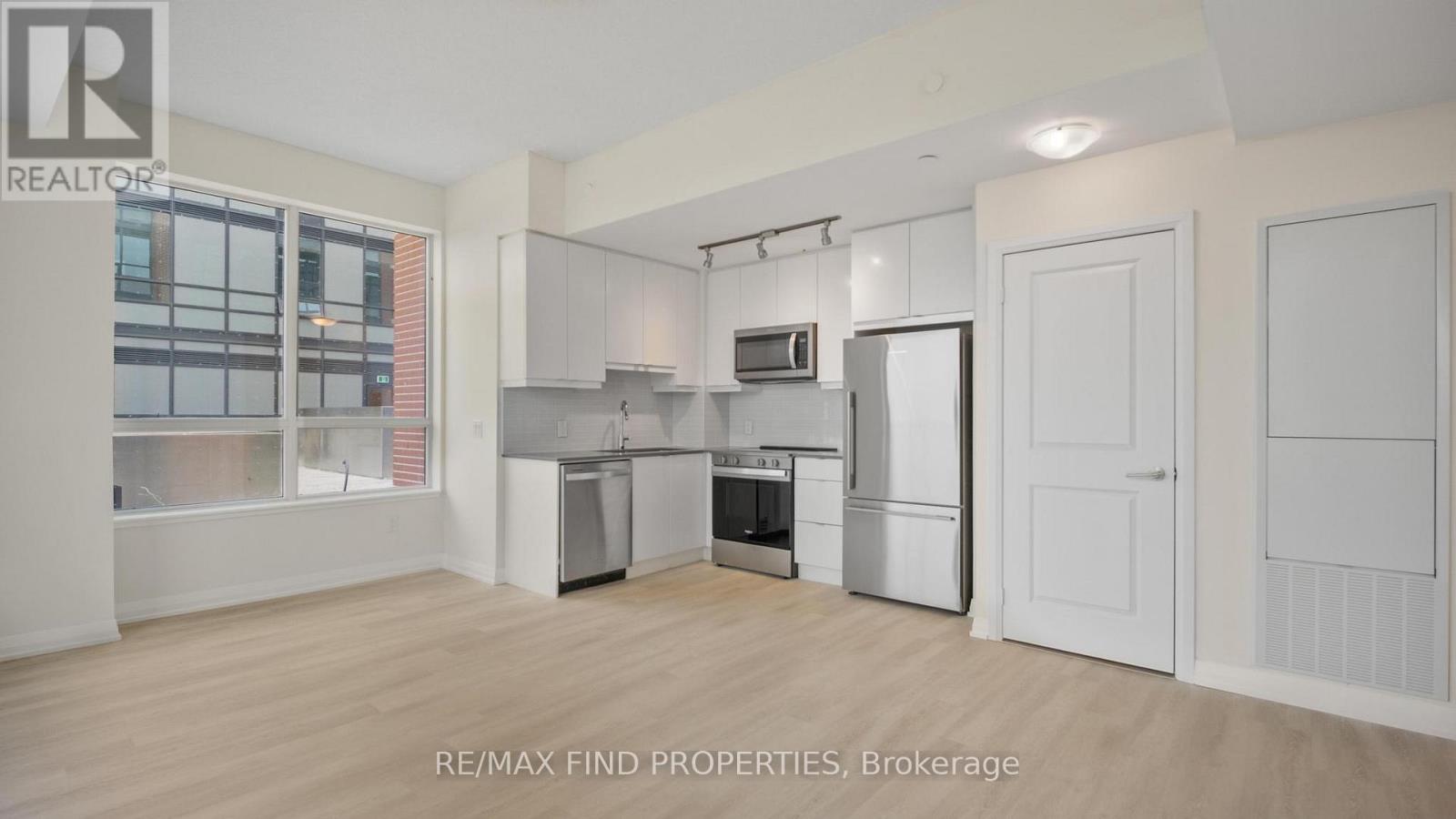 1002 - 3260 Sheppard Avenue E, Toronto, Ontario  M1T 3K3 - Photo 9 - E12471445