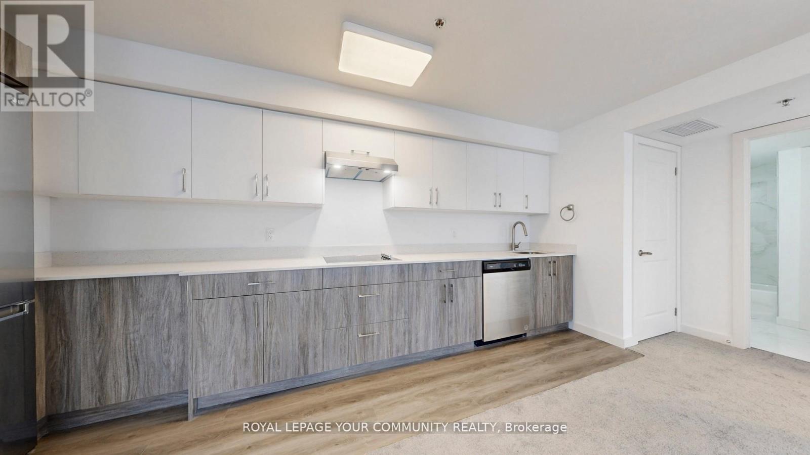 301 - 45 Connaught Avenue, Toronto, Ontario  M4L 2V8 - Photo 2 - E12471448