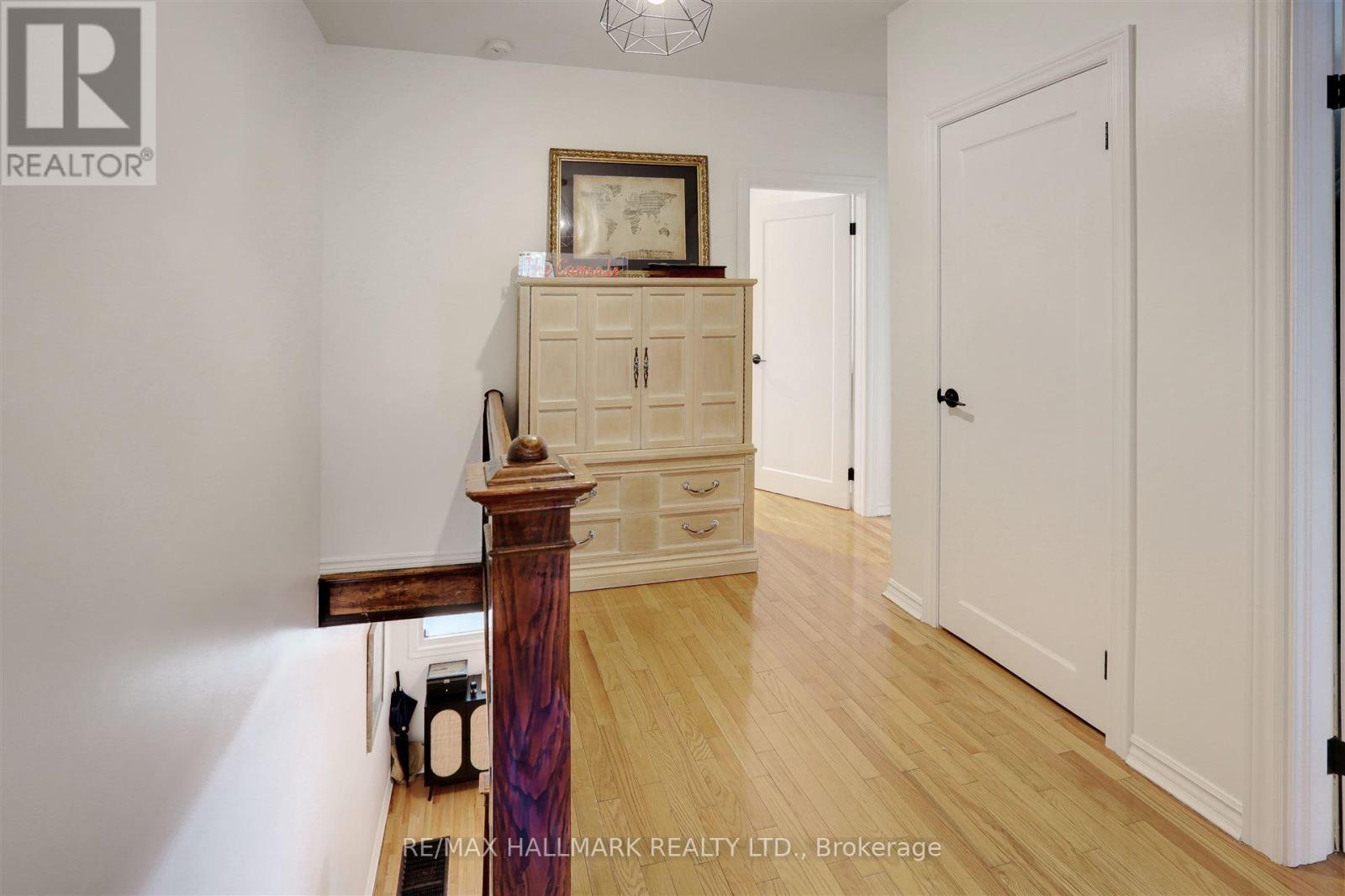 10 Mcgee Street, Toronto, Ontario  M4M 2K9 - Photo 18 - E12471473