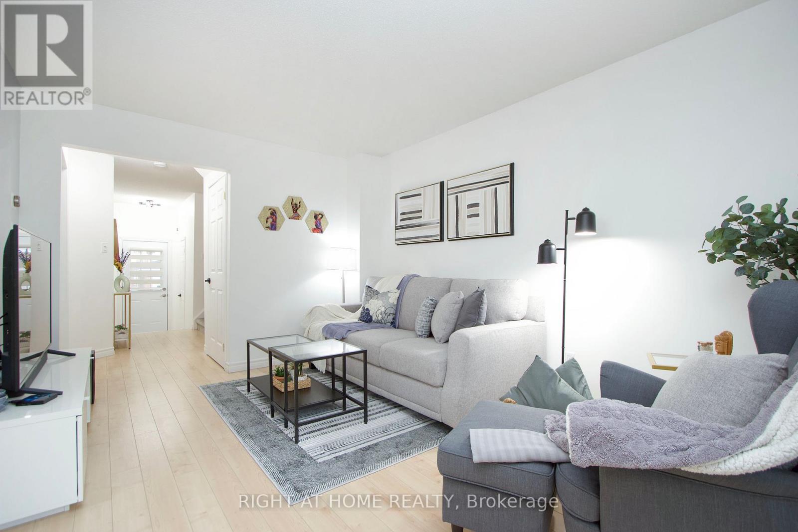 204 - 10 Bassett Boulevard, Whitby, Ontario  L1N 9C8 - Photo 7 - E12471522