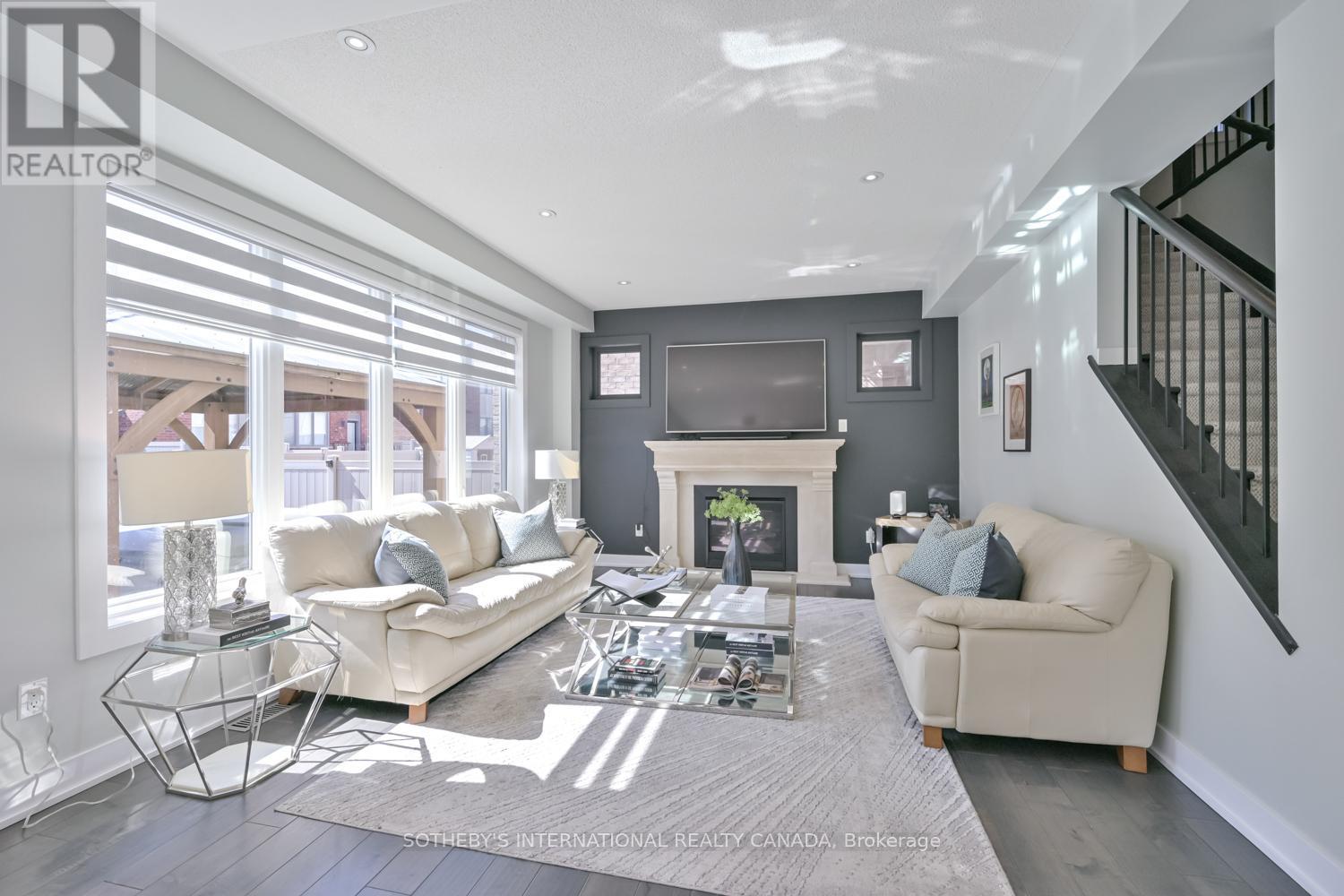 45 Crimson King Way, East Gwillimbury, Ontario  L9N 0V1 - Photo 13 - N12471420