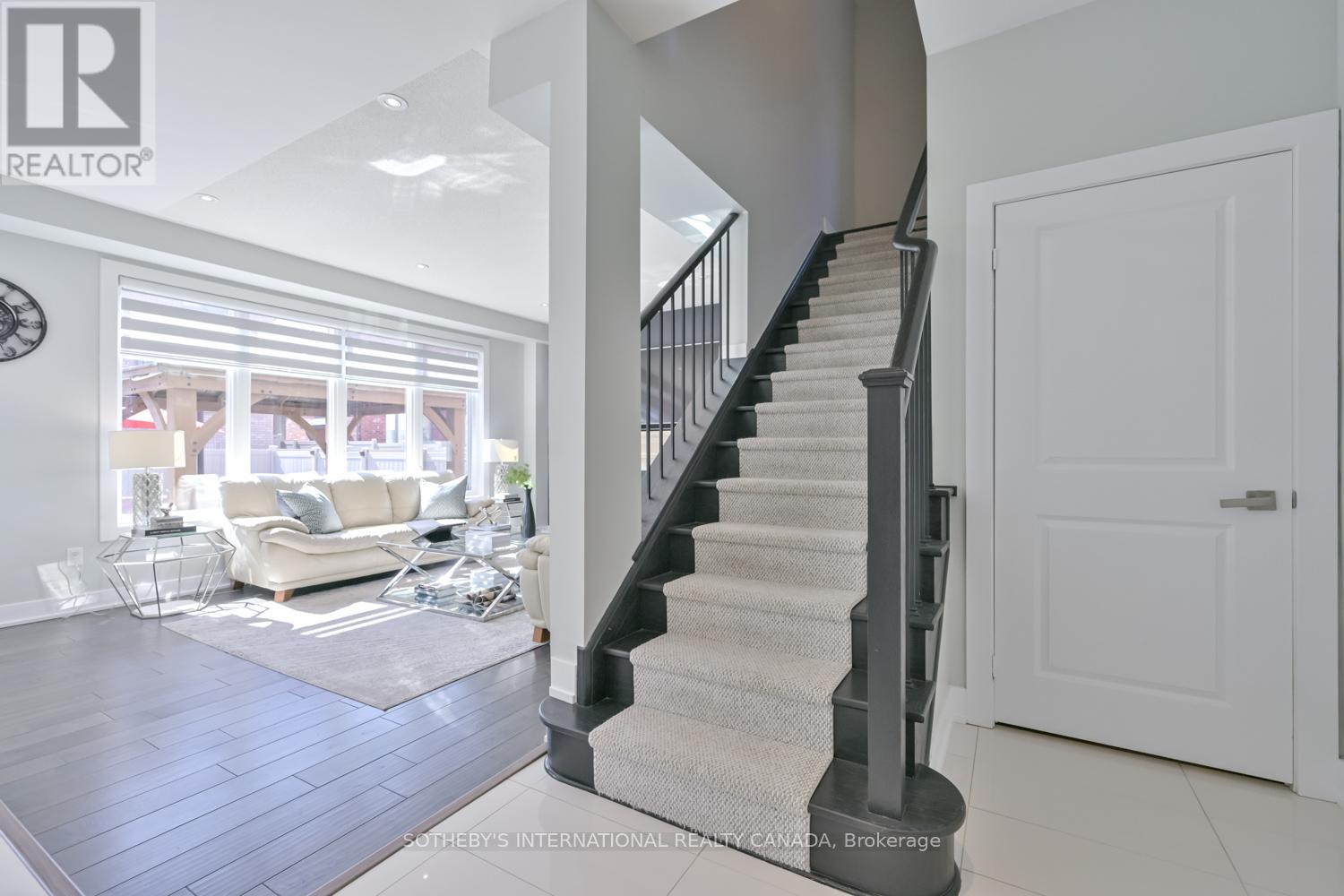 45 Crimson King Way, East Gwillimbury, Ontario  L9N 0V1 - Photo 16 - N12471420