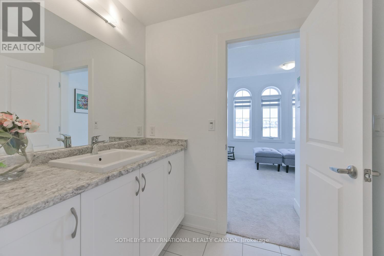 45 Crimson King Way, East Gwillimbury, Ontario  L9N 0V1 - Photo 29 - N12471420