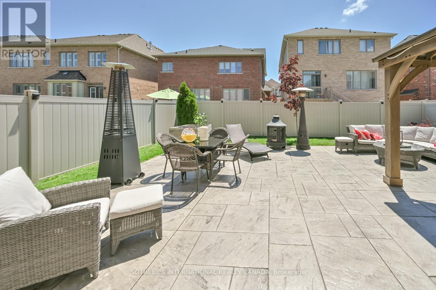 45 Crimson King Way, East Gwillimbury, Ontario  L9N 0V1 - Photo 37 - N12471420