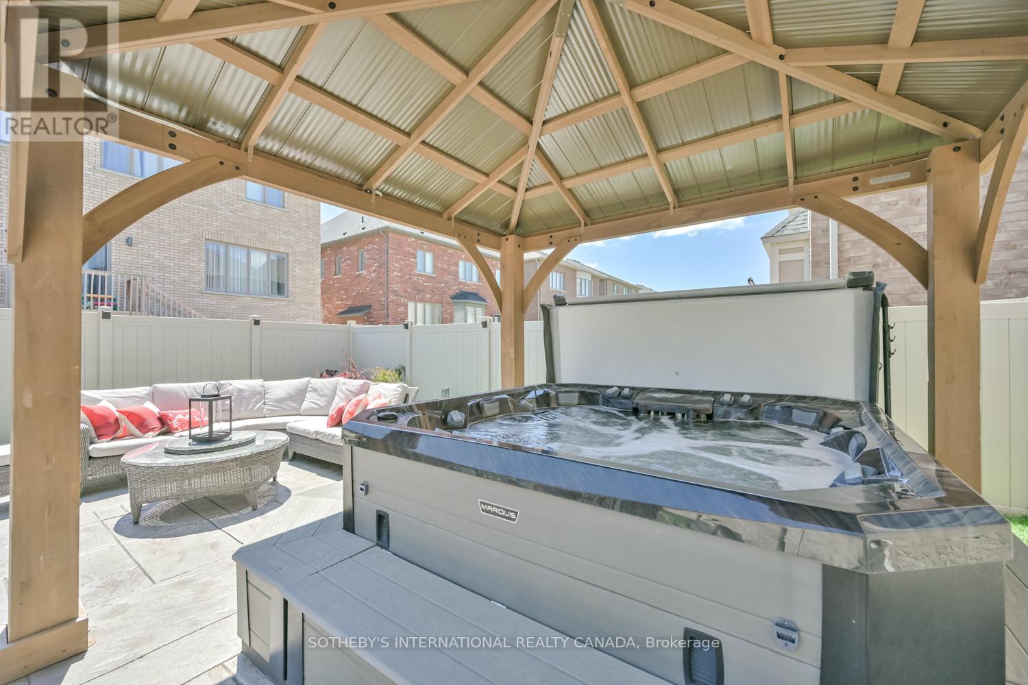 45 Crimson King Way, East Gwillimbury, Ontario  L9N 0V1 - Photo 42 - N12471420