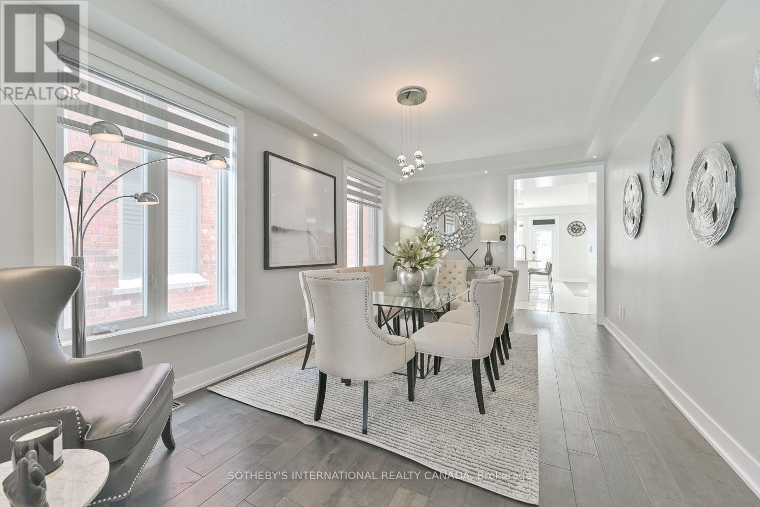 45 Crimson King Way, East Gwillimbury, Ontario  L9N 0V1 - Photo 5 - N12471420
