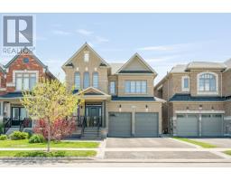 45 CRIMSON KING WAY, East Gwillimbury, Ontario