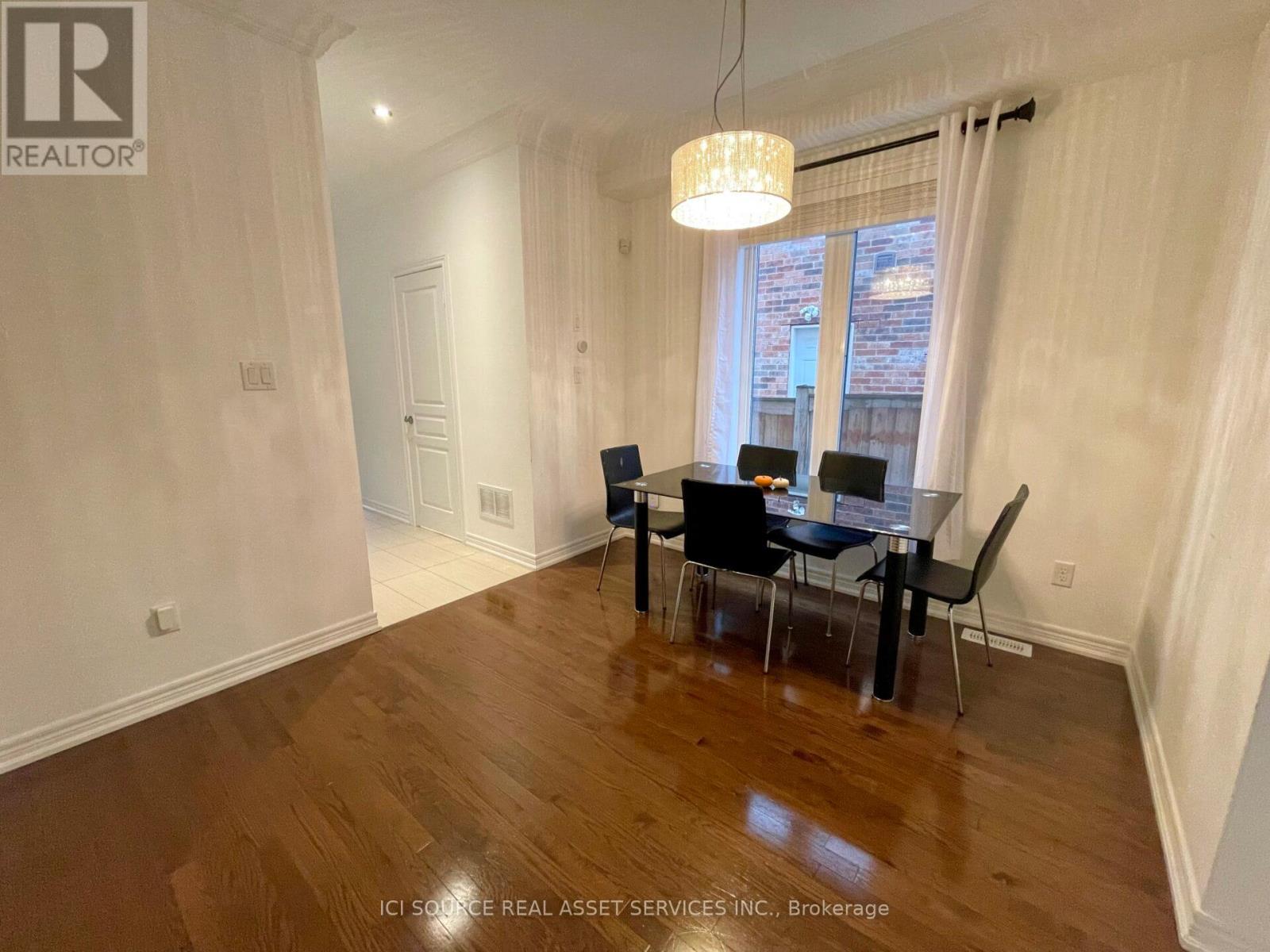 49 OSTROVSKY ROAD, Vaughan, Ontario
