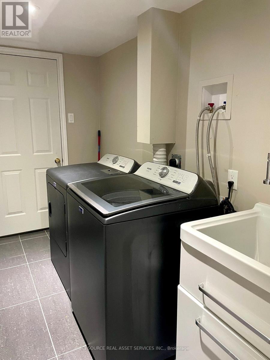 49 Ostrovsky Road, Vaughan, Ontario  L4H 0V9 - Photo 12 - N12471483