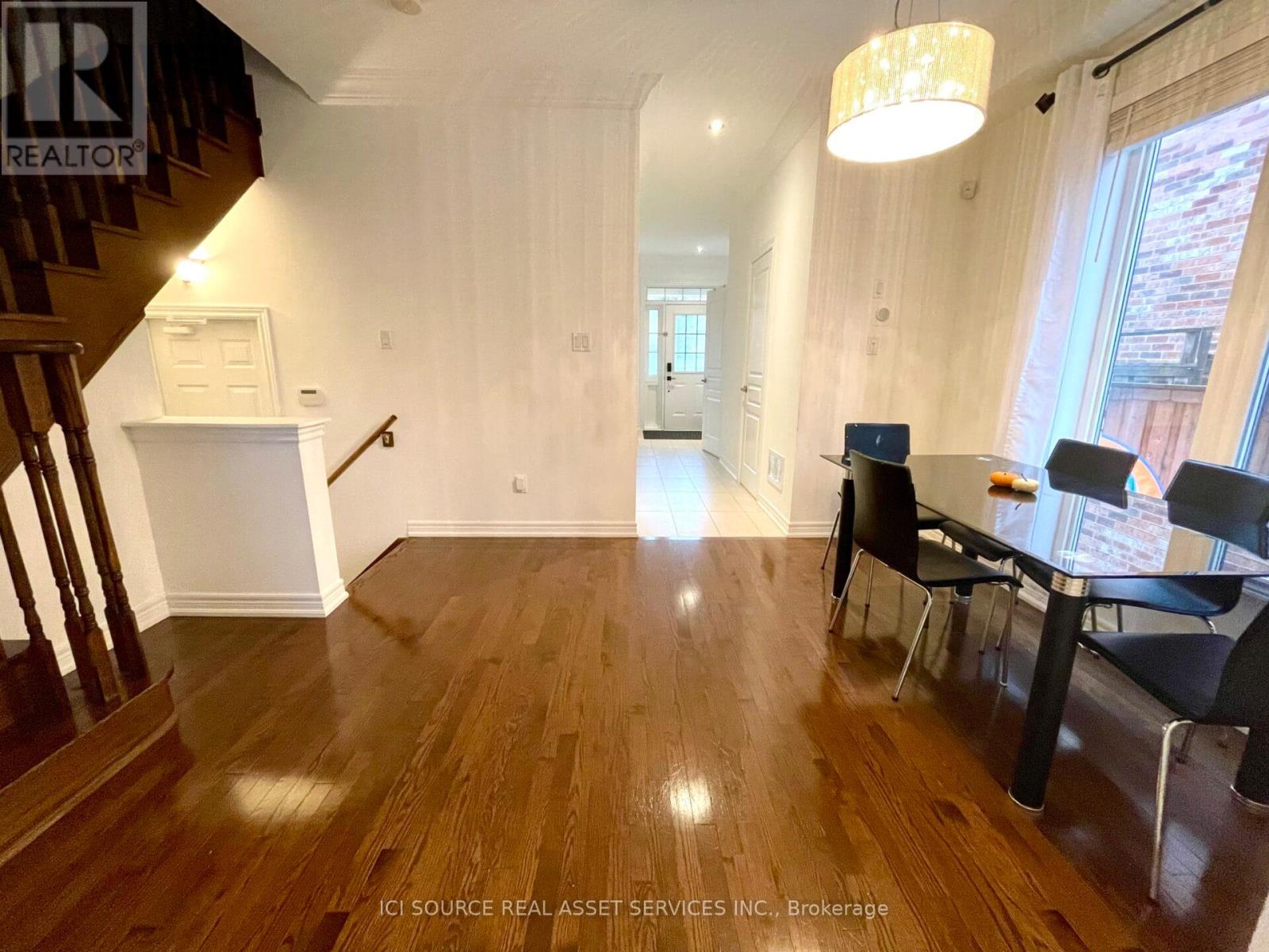 49 Ostrovsky Road, Vaughan, Ontario  L4H 0V9 - Photo 2 - N12471483