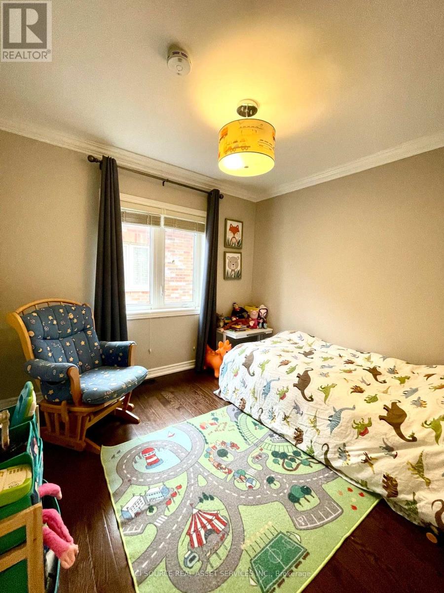 49 Ostrovsky Road, Vaughan, Ontario  L4H 0V9 - Photo 9 - N12471483