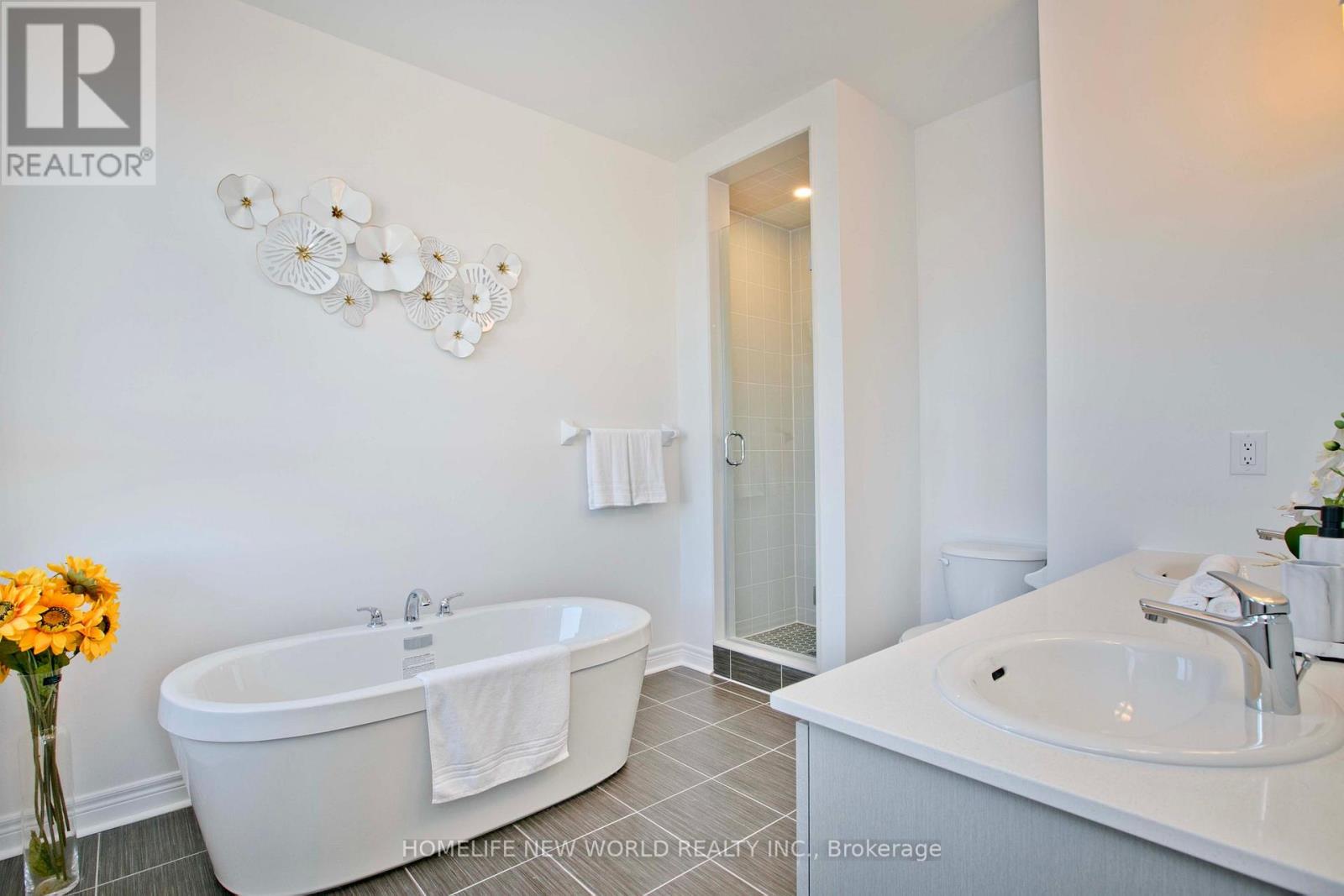 117 Mumbai Drive, Markham, Ontario  L3S 0G3 - Photo 34 - N12471517