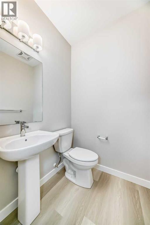 23 Lucas Way Nw, Calgary, Alberta  T3P 2C7 - Photo 14 - A2201583