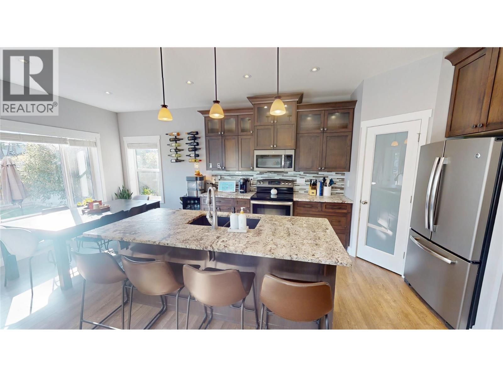 1422 21a Avenue S, Cranbrook, British Columbia V1C 0B1 - Photo 9 - 10366220