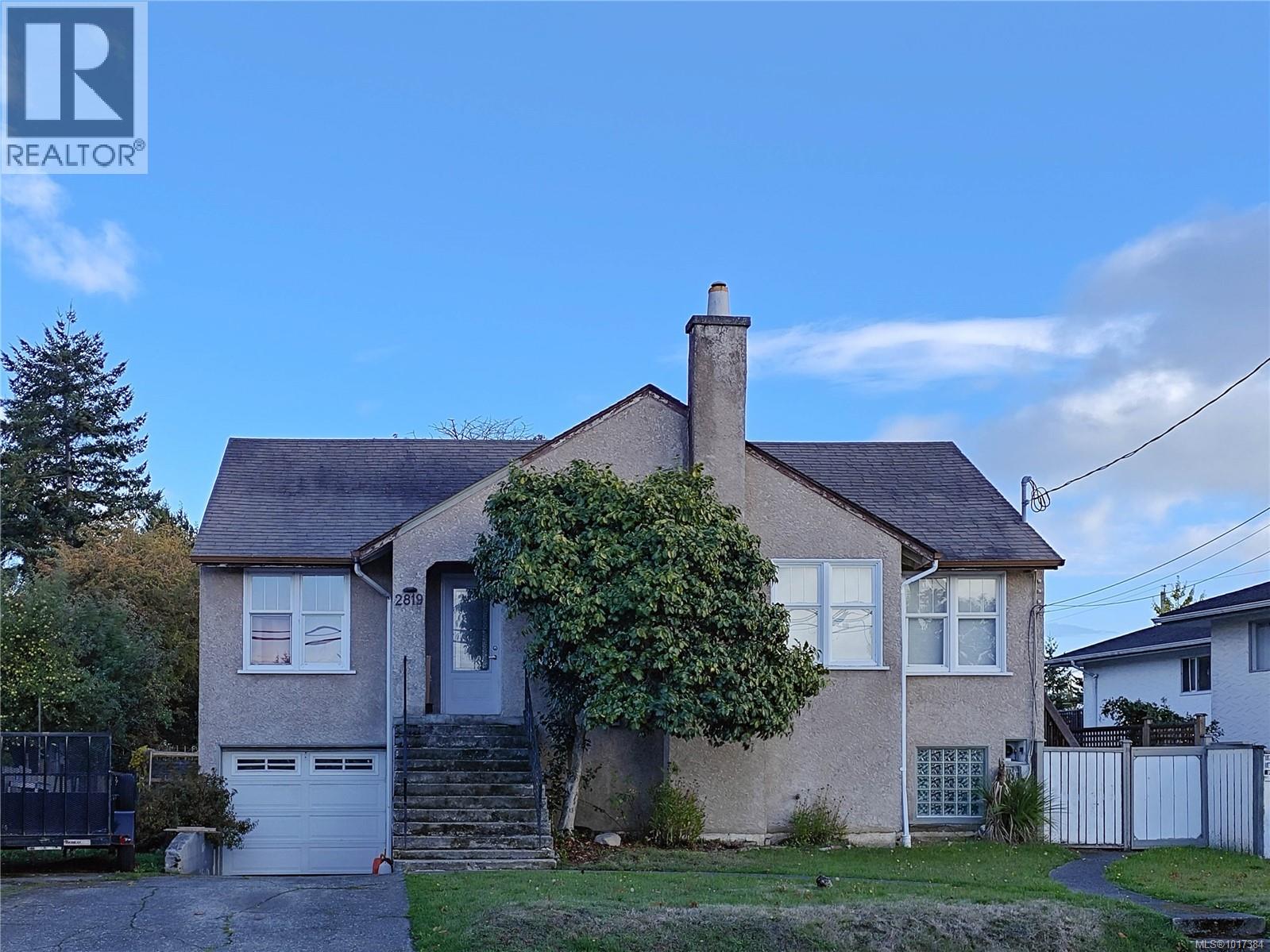 2819 Richmond Rd, Saanich, British Columbia