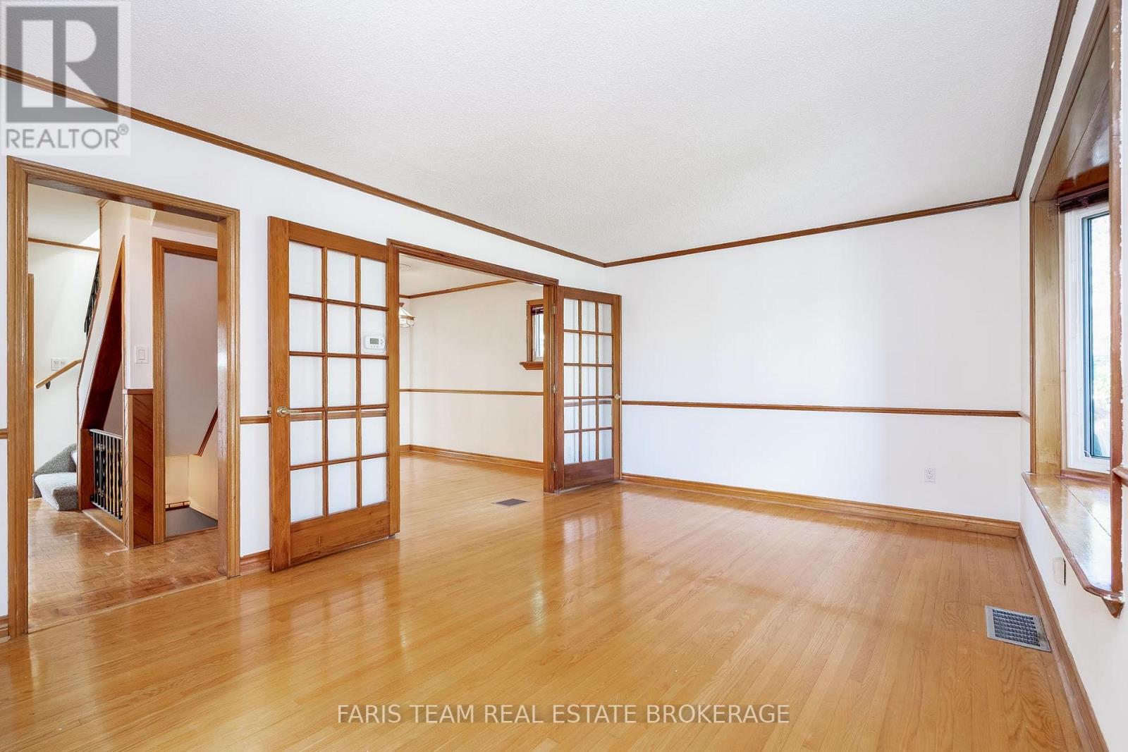 31 Napier Street, Barrie, Ontario  L4M 1W1 - Photo 17 - S12471472