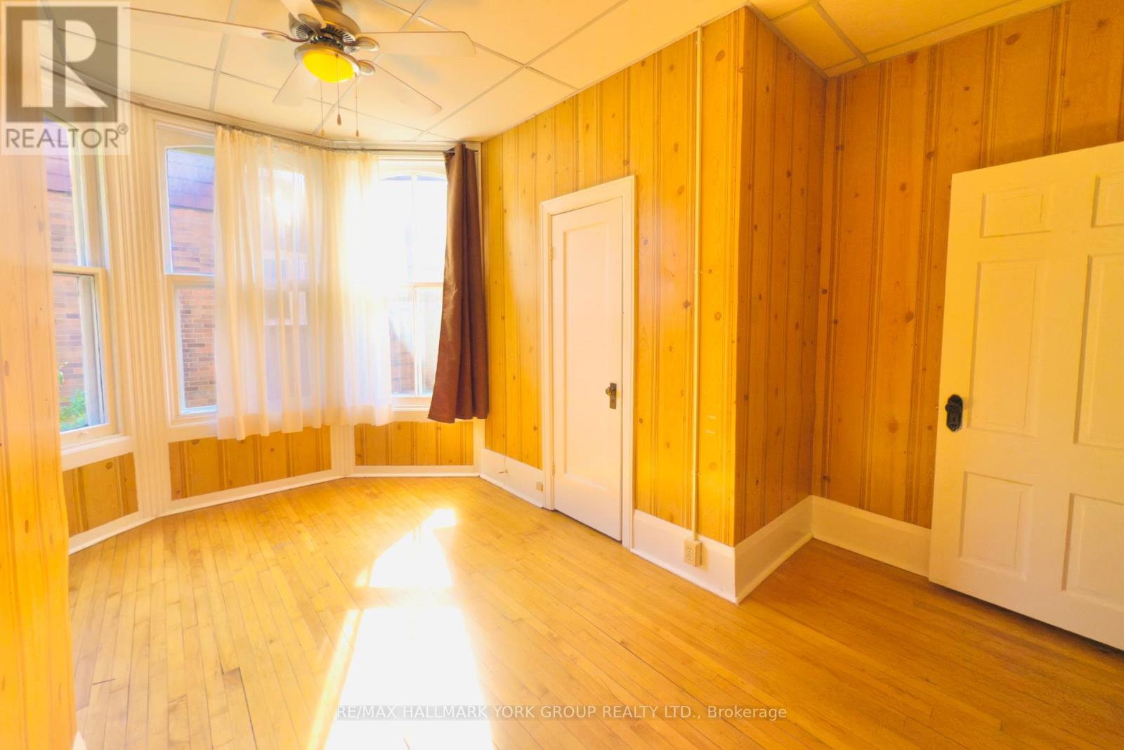2 - 75 Toronto Street, Barrie, Ontario  L4N 1V1 - Photo 14 - S12471481