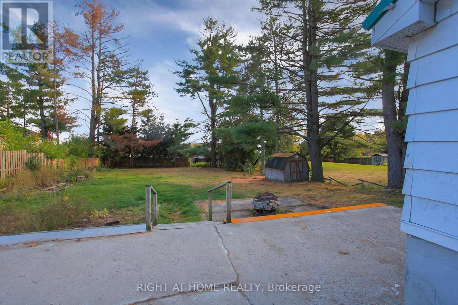 387 Edgehill Drive, Barrie, Ontario  L4N 9X5 - Photo 12 - S12471524