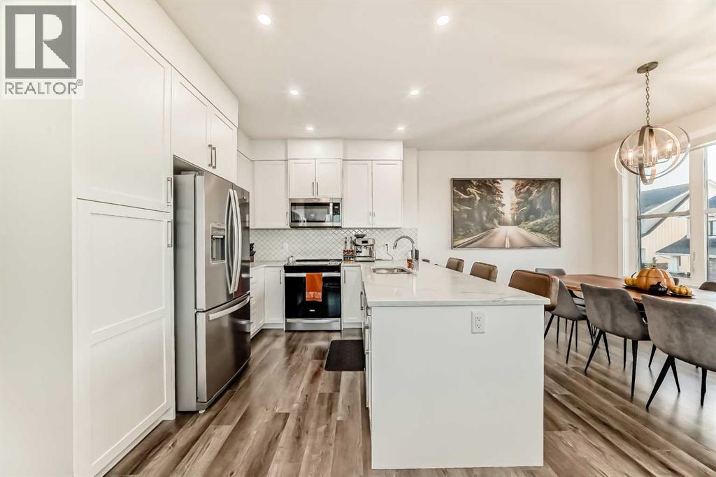 909 Crestridge Common Sw, Calgary, Alberta  T3B 6L6 - Photo 7 - A2264890