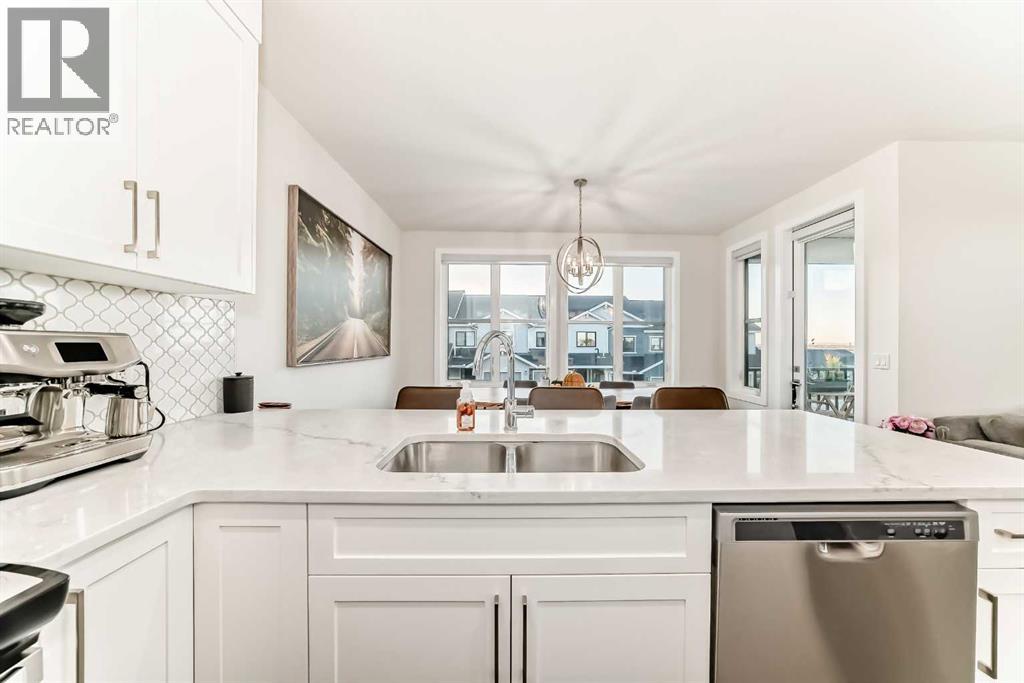 909 Crestridge Common Sw, Calgary, Alberta  T3B 6L6 - Photo 11 - A2264890