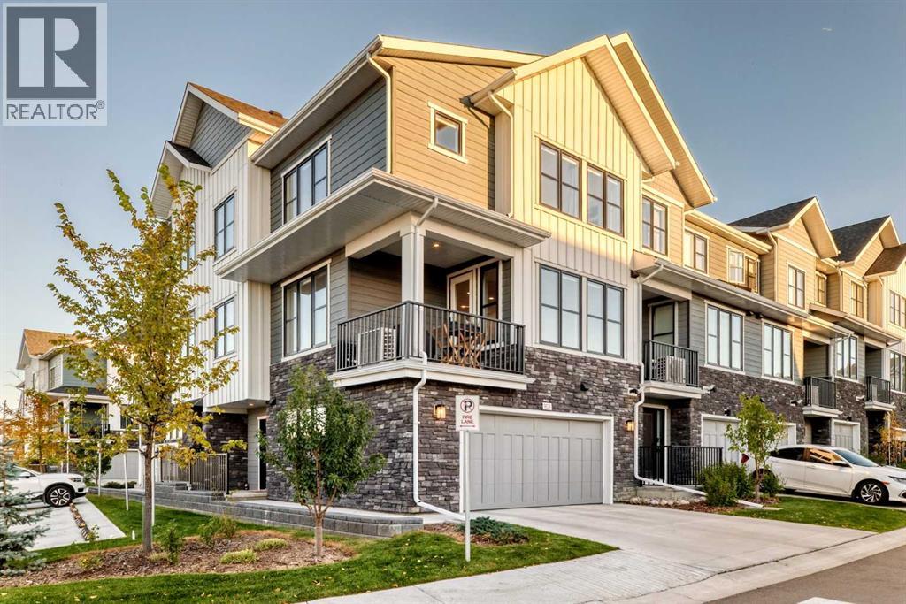 909 Crestridge Common Sw, Calgary, Alberta  T3B 6L6 - Photo 1 - A2264890