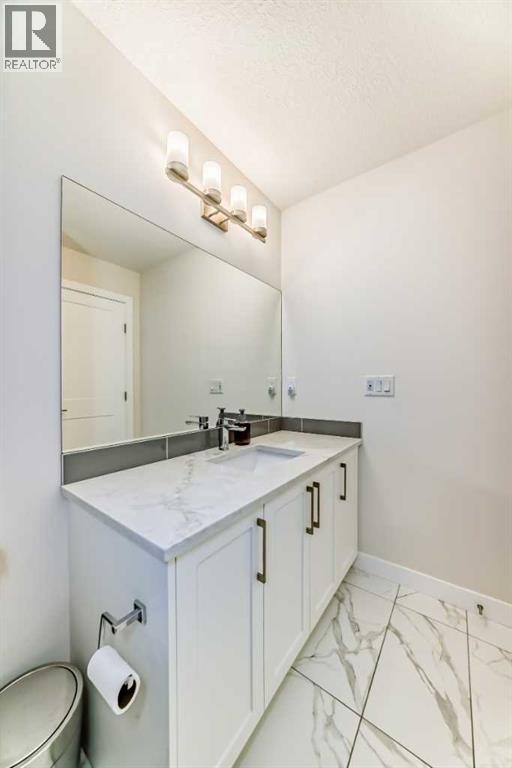 909 Crestridge Common Sw, Calgary, Alberta  T3B 6L6 - Photo 36 - A2264890