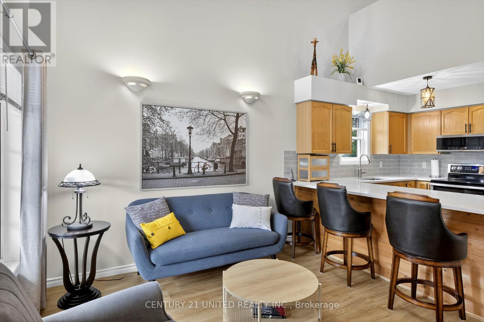 1410 Lillico Crescent, Peterborough, Ontario K9K 2L1 - Photo 4 - X12471555