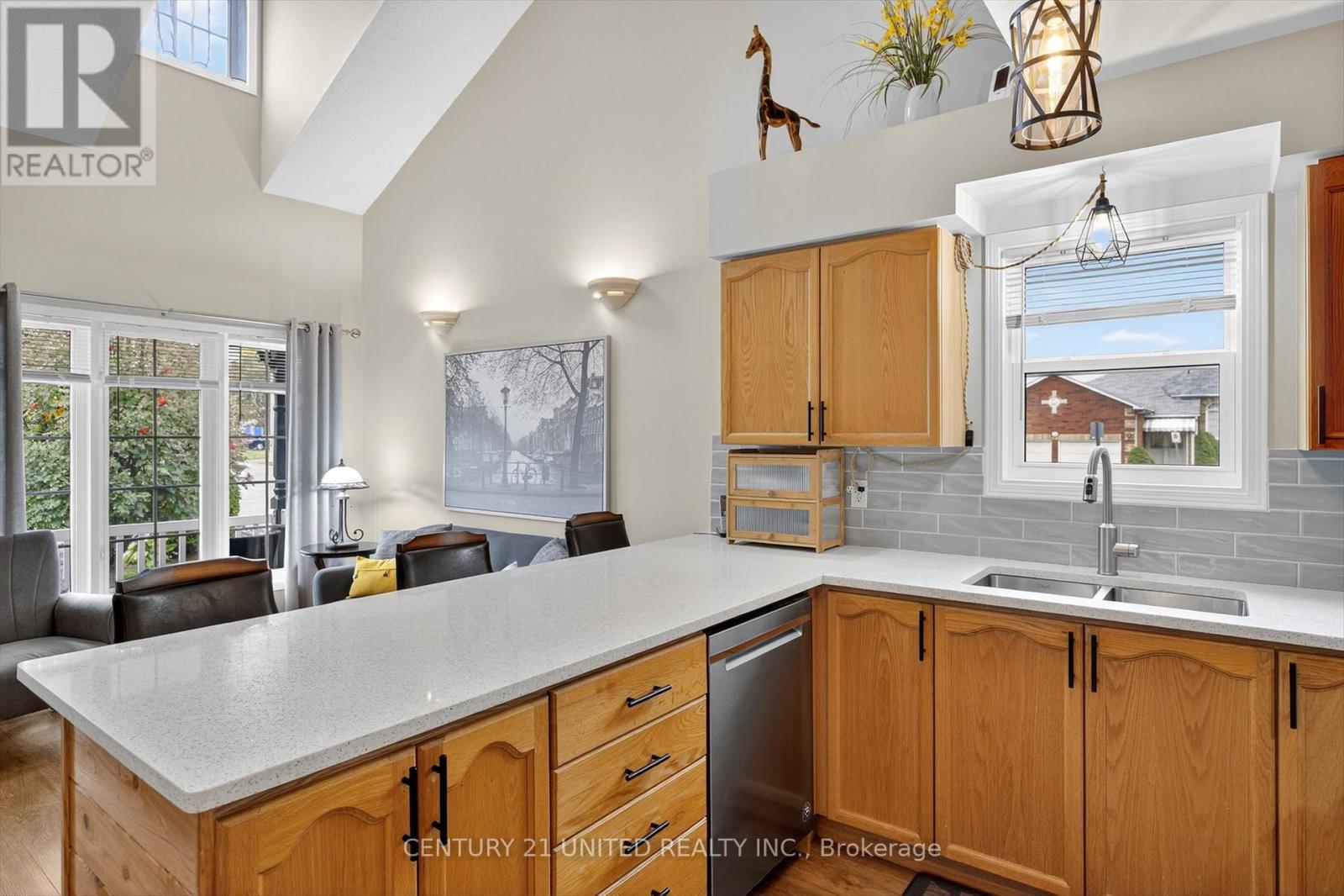 1410 Lillico Crescent, Peterborough, Ontario K9K 2L1 - Photo 8 - X12471555