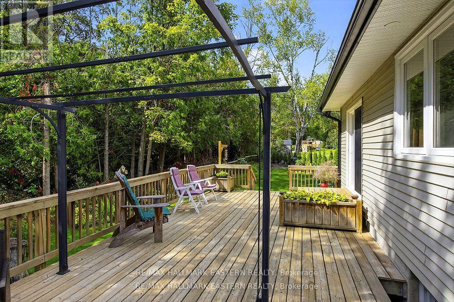 41 Parkview Drive, Peterborough (Northcrest Ward 5), Ontario  K9H 5M5 - Photo 28 - X12471576