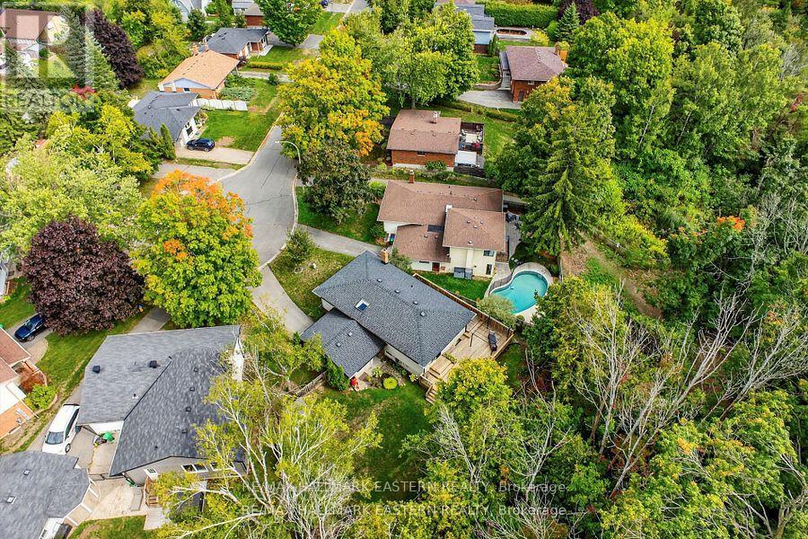 41 Parkview Drive, Peterborough (Northcrest Ward 5), Ontario  K9H 5M5 - Photo 42 - X12471576