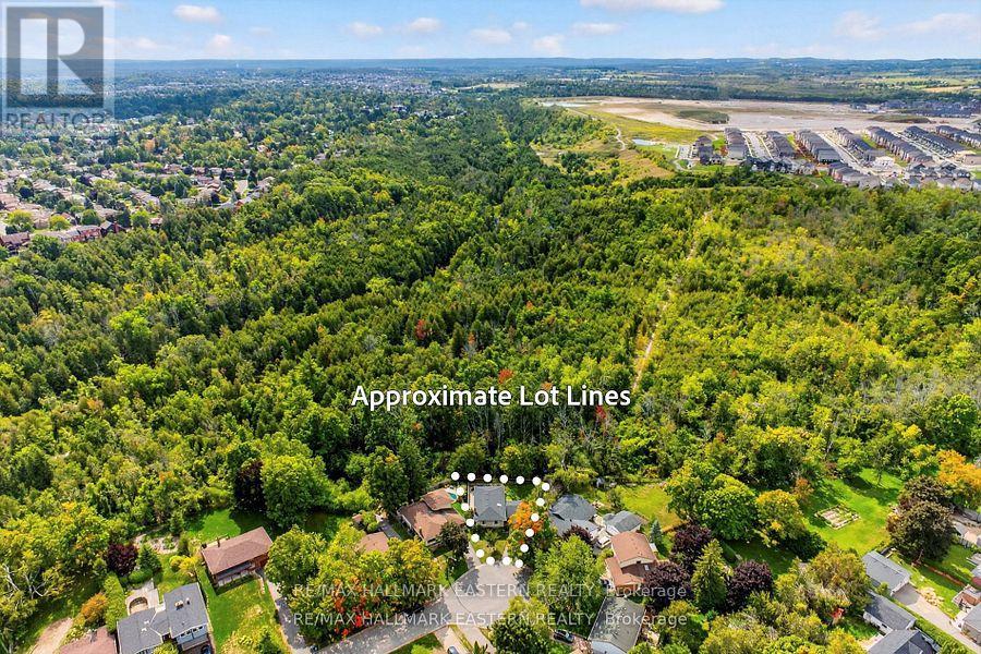 41 Parkview Drive, Peterborough (Northcrest Ward 5), Ontario  K9H 5M5 - Photo 44 - X12471576