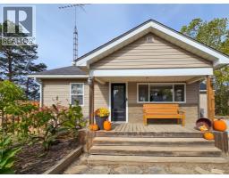 8573 Minnie STREET, Charing Cross, Ontario