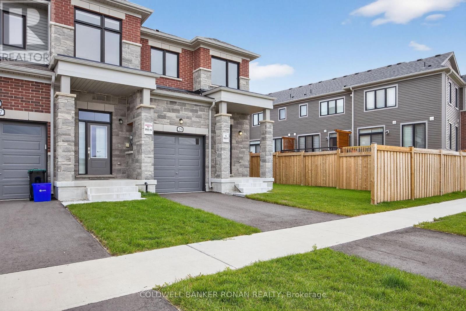 29 MILADY CRESCENT, Barrie, Ontario