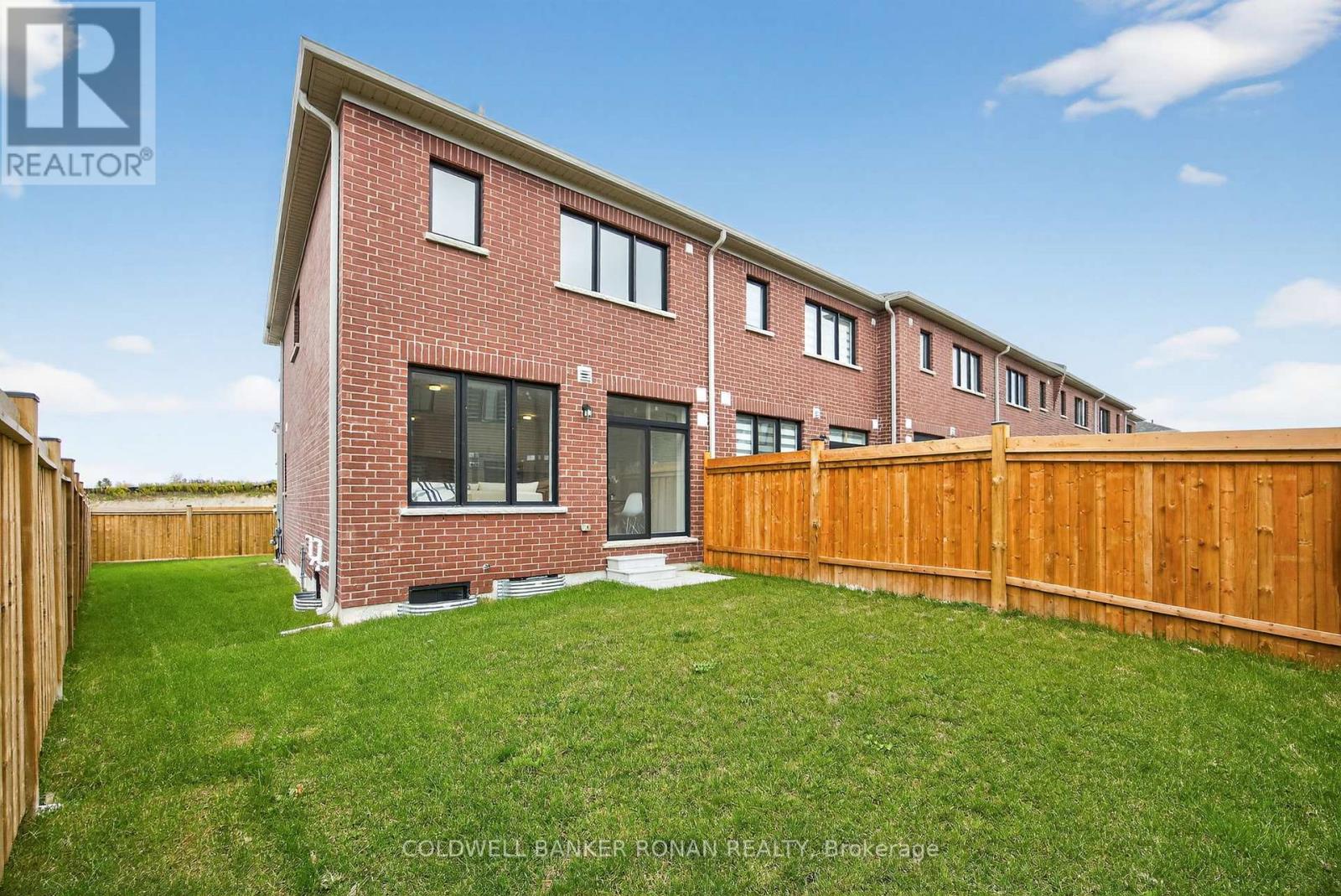 29 Milady Crescent, Barrie, Ontario  L9J 0X3 - Photo 34 - S12426882