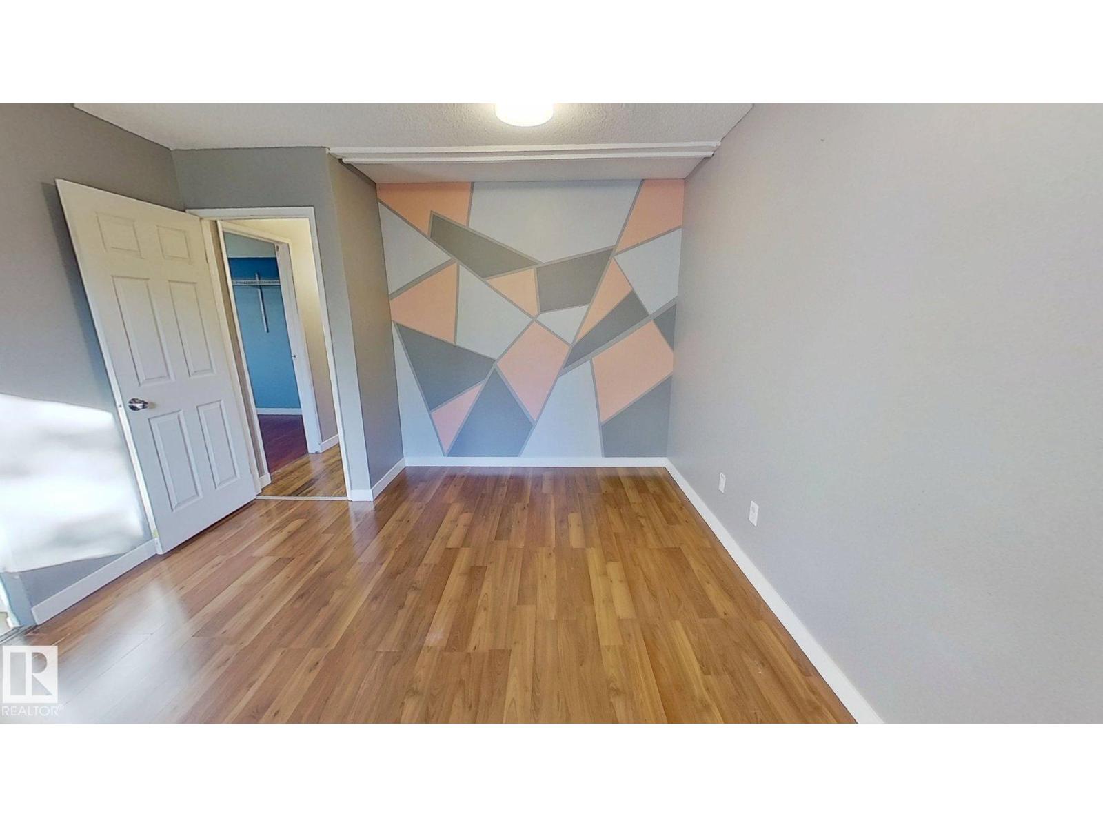 668 Lakewood Rd N Nw, Edmonton, Alberta  T6K 3Y1 - Photo 10 - E4462780