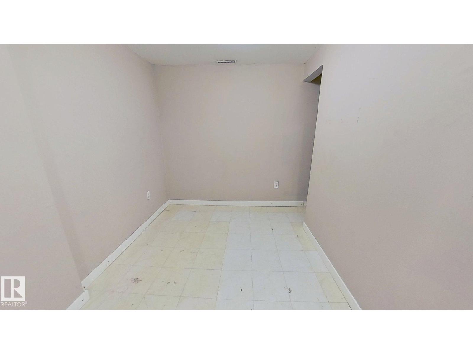668 Lakewood Rd N Nw, Edmonton, Alberta  T6K 3Y1 - Photo 14 - E4462780