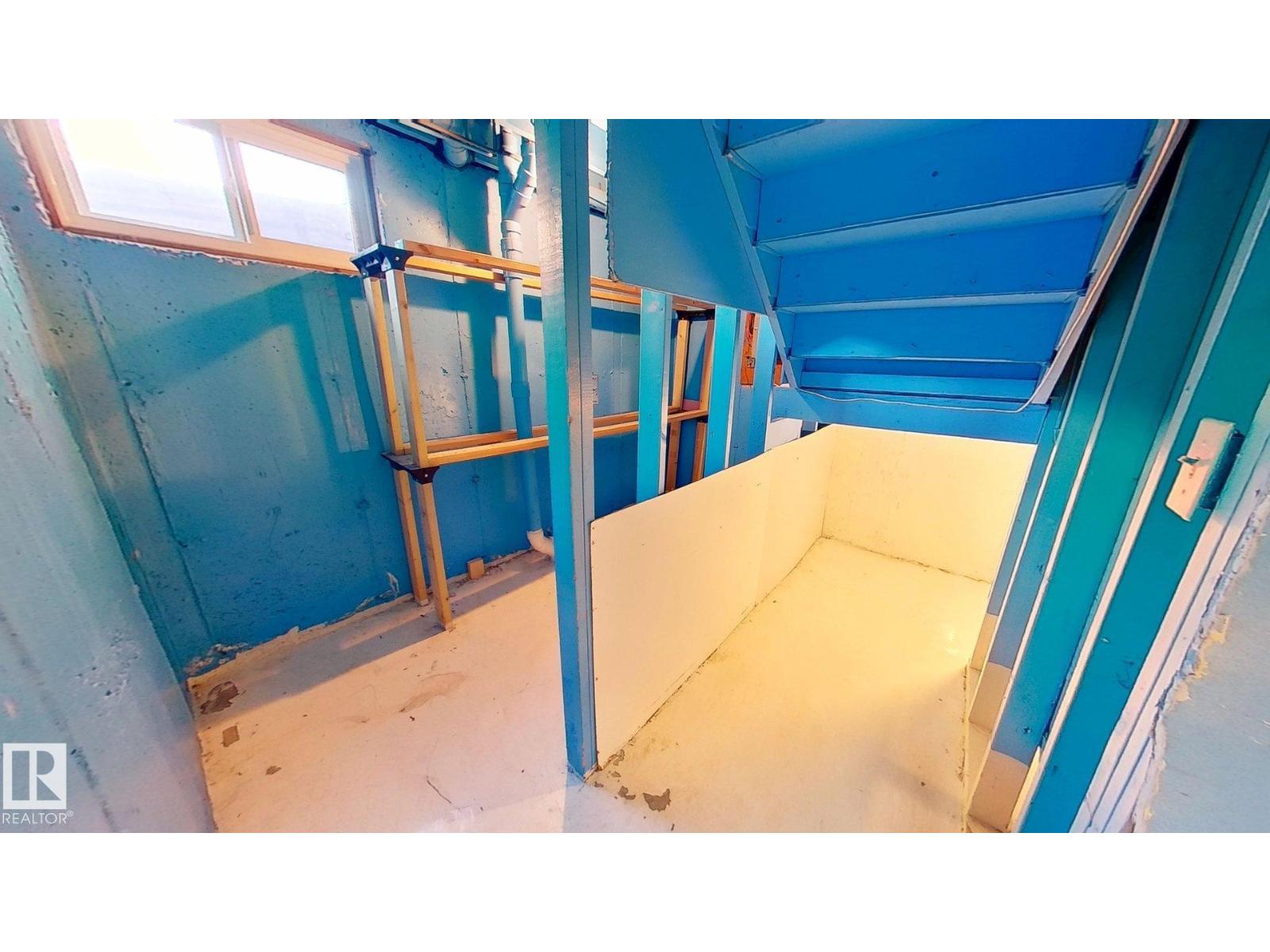 668 Lakewood Rd N Nw, Edmonton, Alberta  T6K 3Y1 - Photo 17 - E4462780