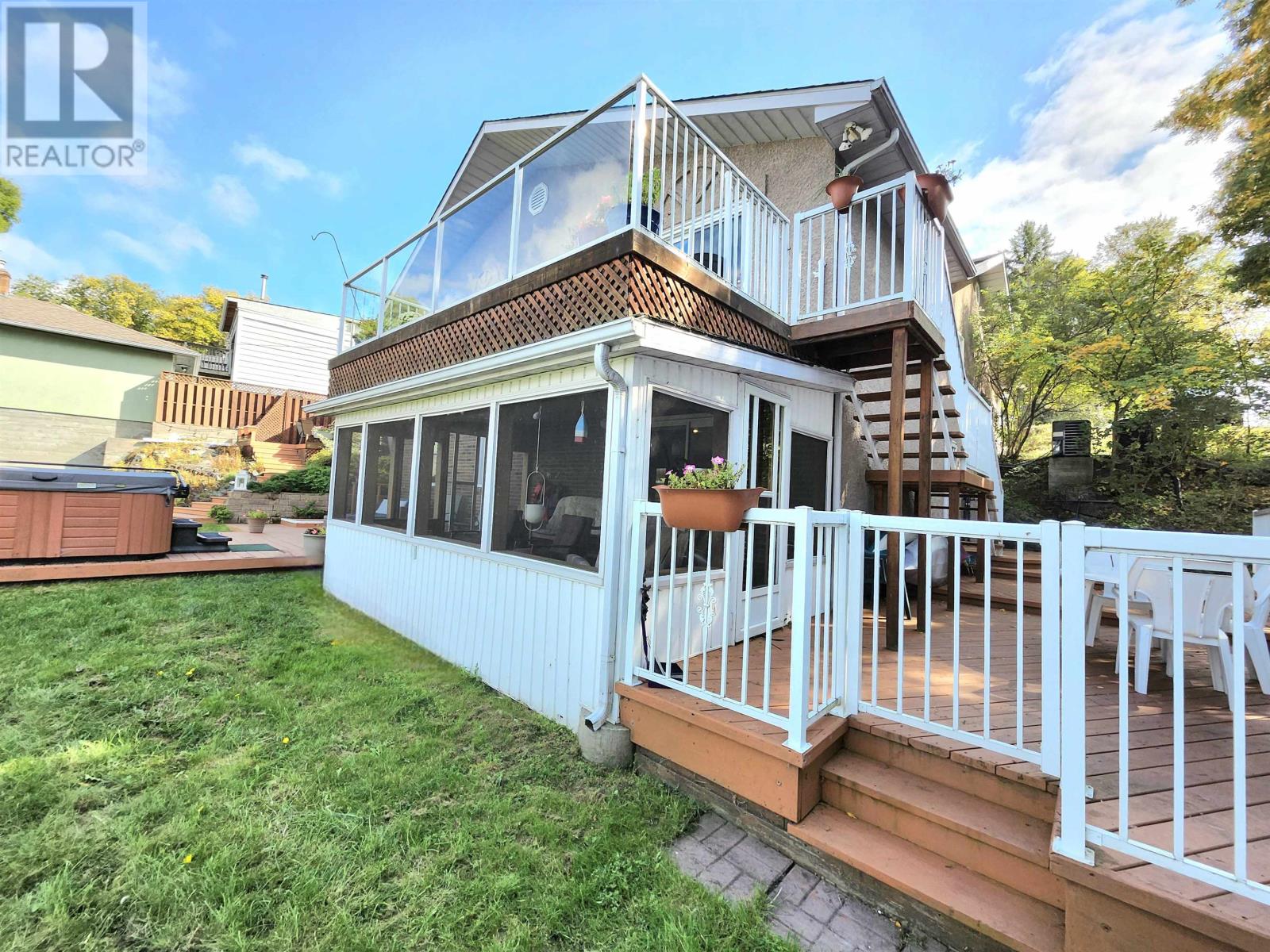 504 Front Street, Kenora, Ontario  P0X 1C0 - Photo 38 - TB252935